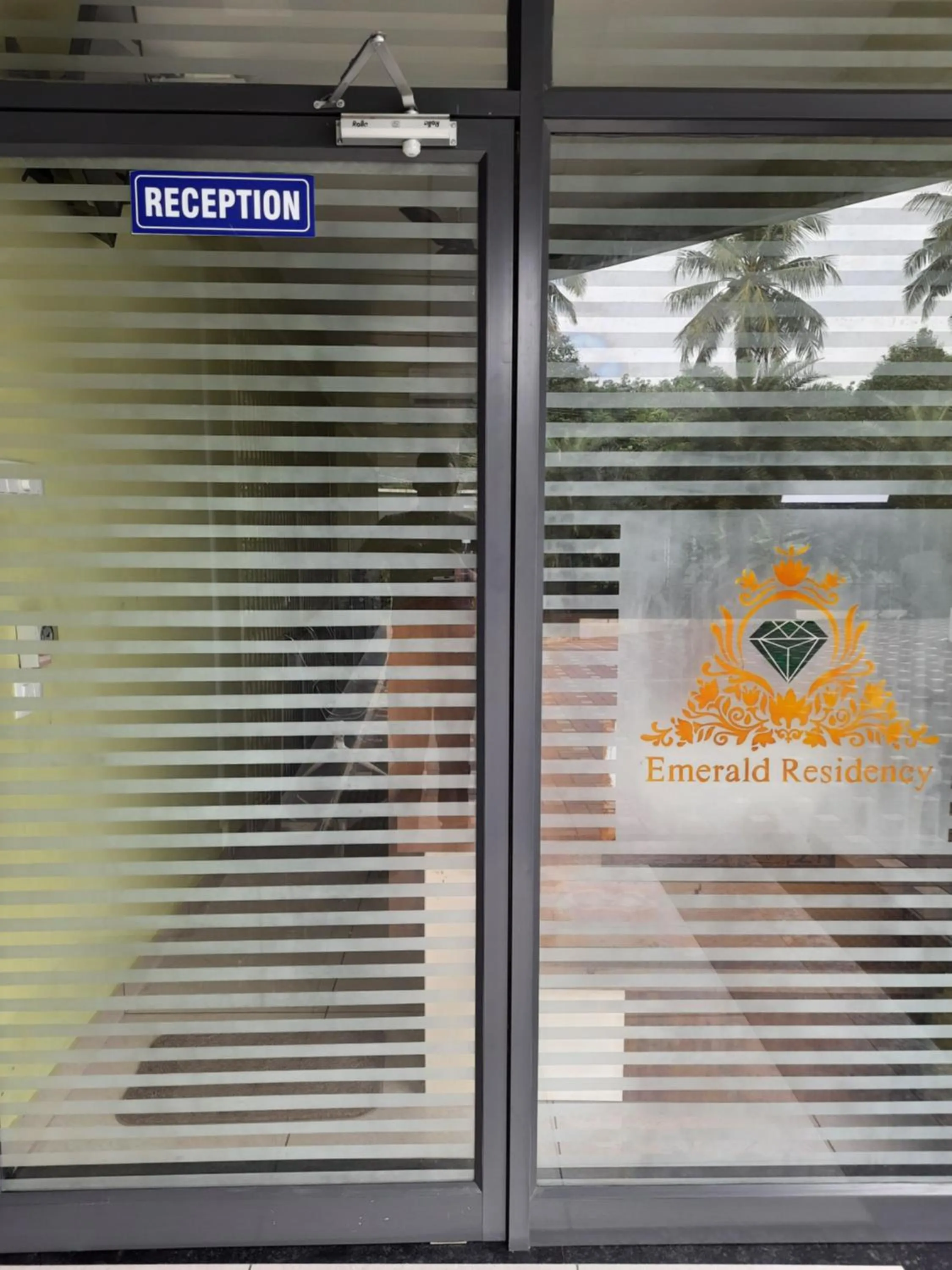 Facade/entrance in Emerald Royal Residency