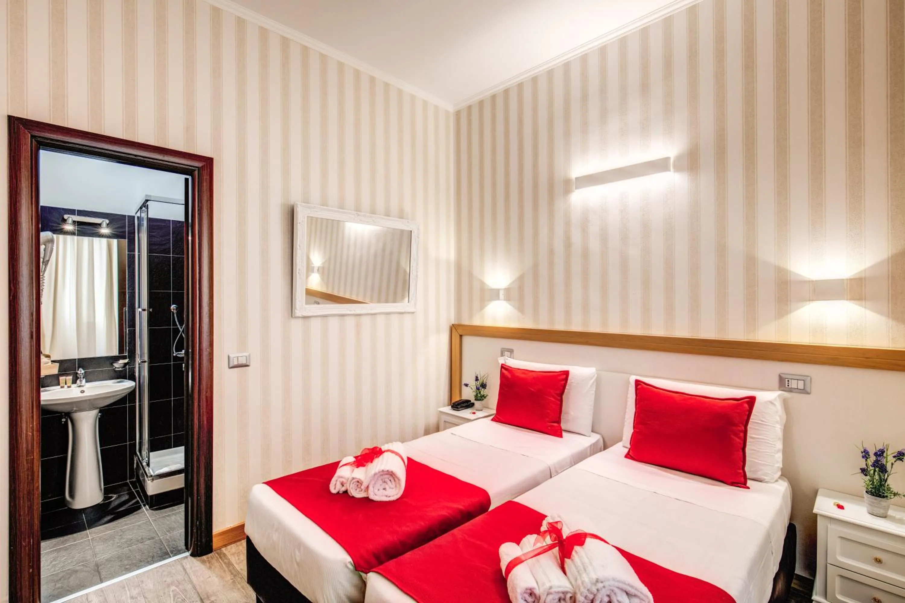 Photo of the whole room, Bed in Auditorium Mecenate