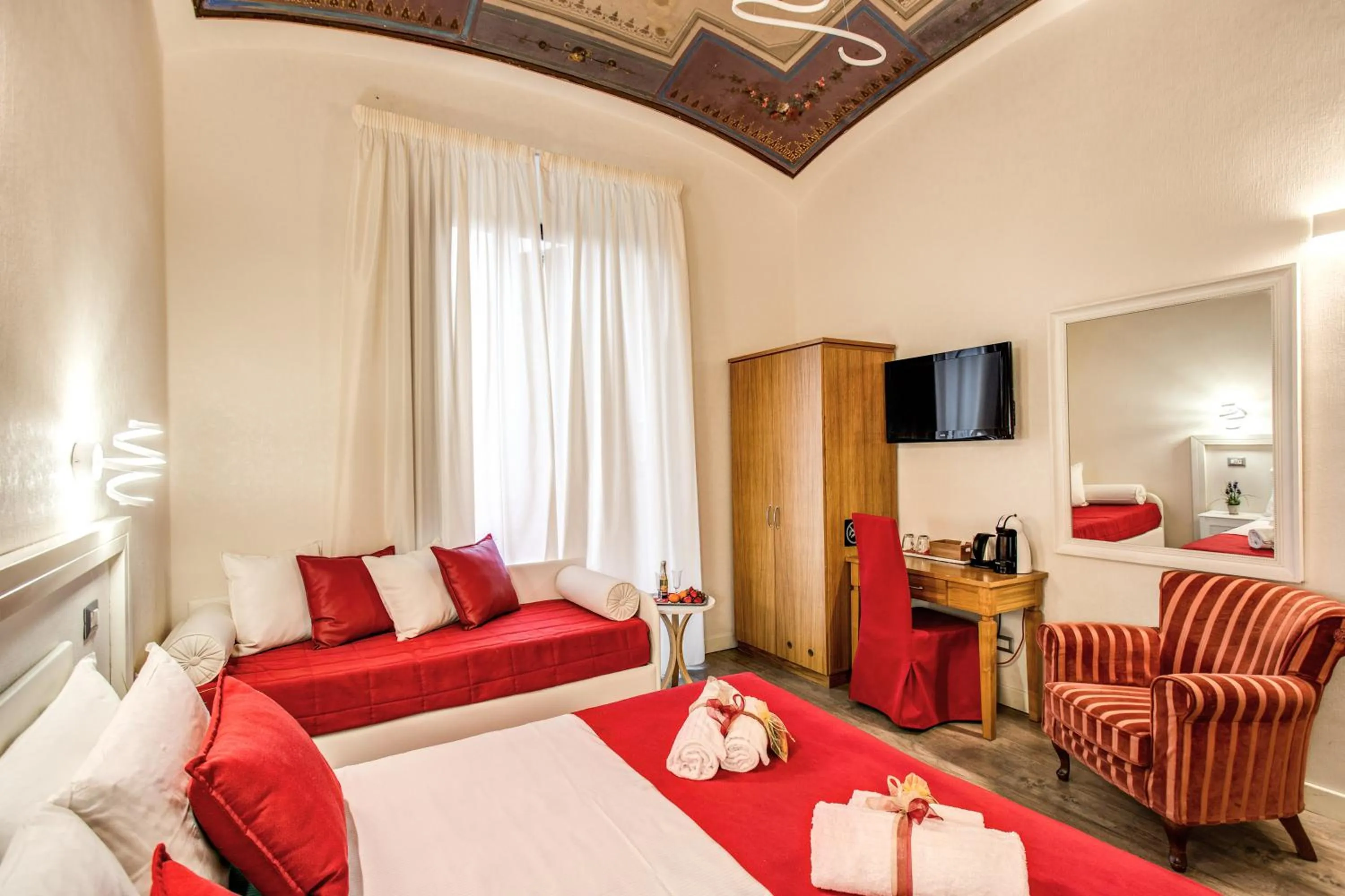 Food and drinks, Bed in Auditorium Mecenate