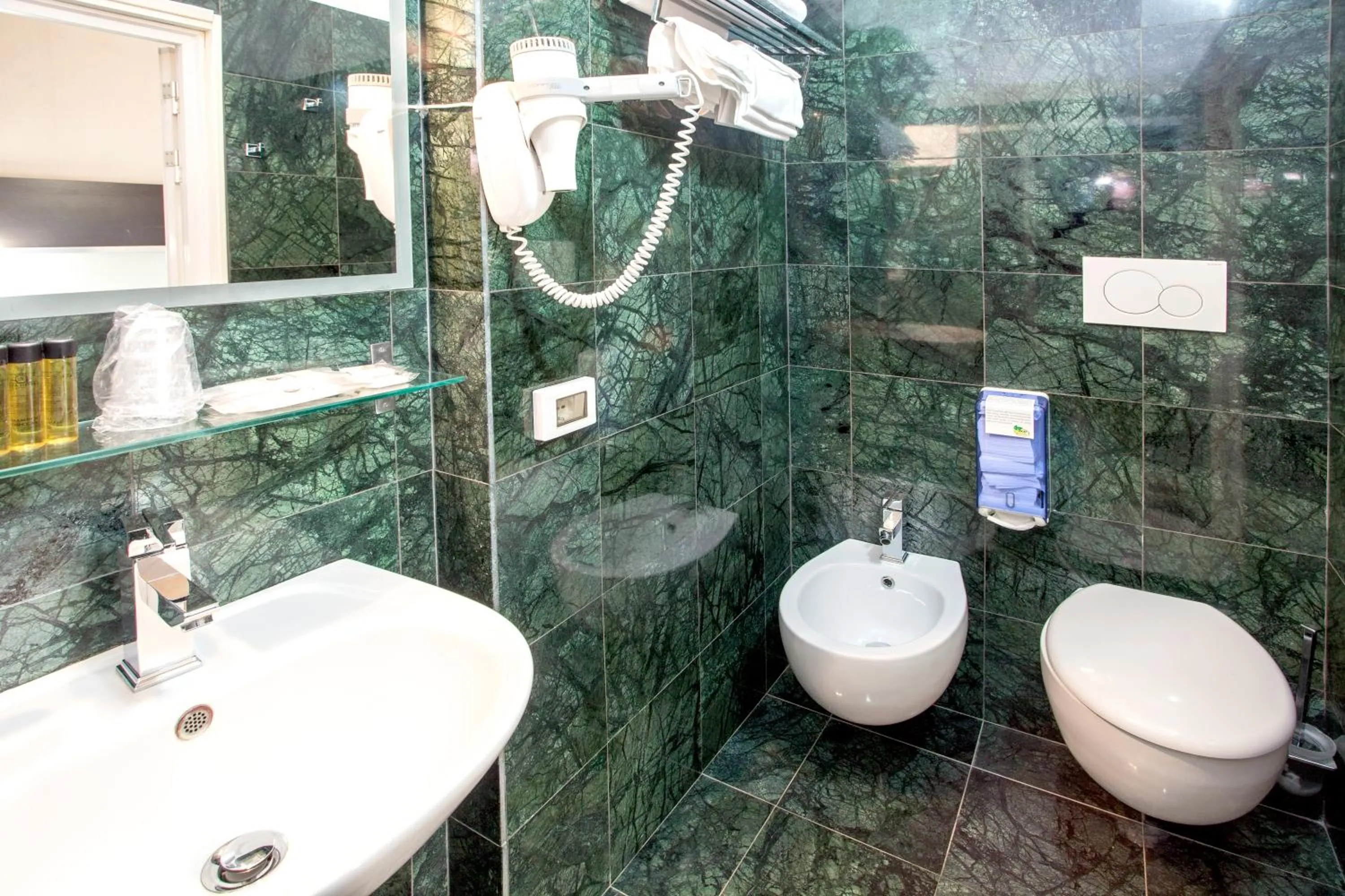 Bathroom in Hotel Bolzano