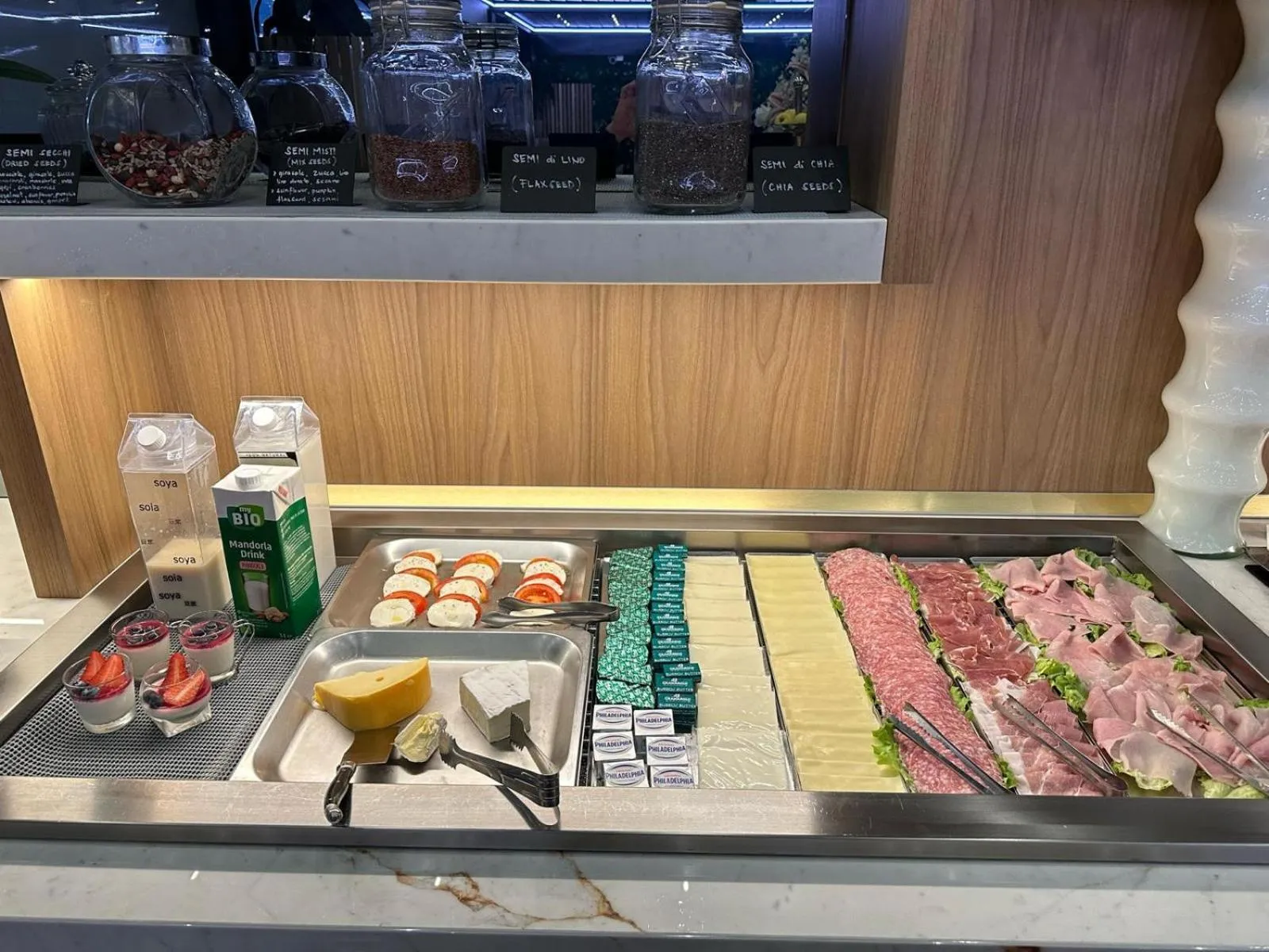 Breakfast in Hotel Bolzano