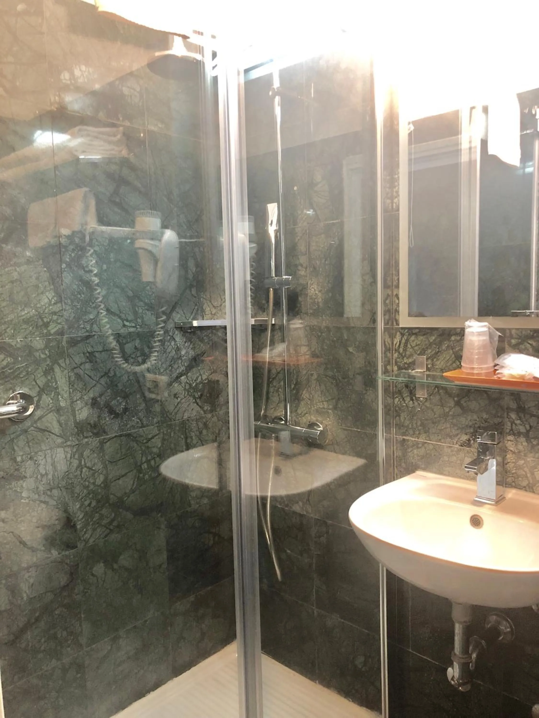 Bathroom in Hotel Bolzano