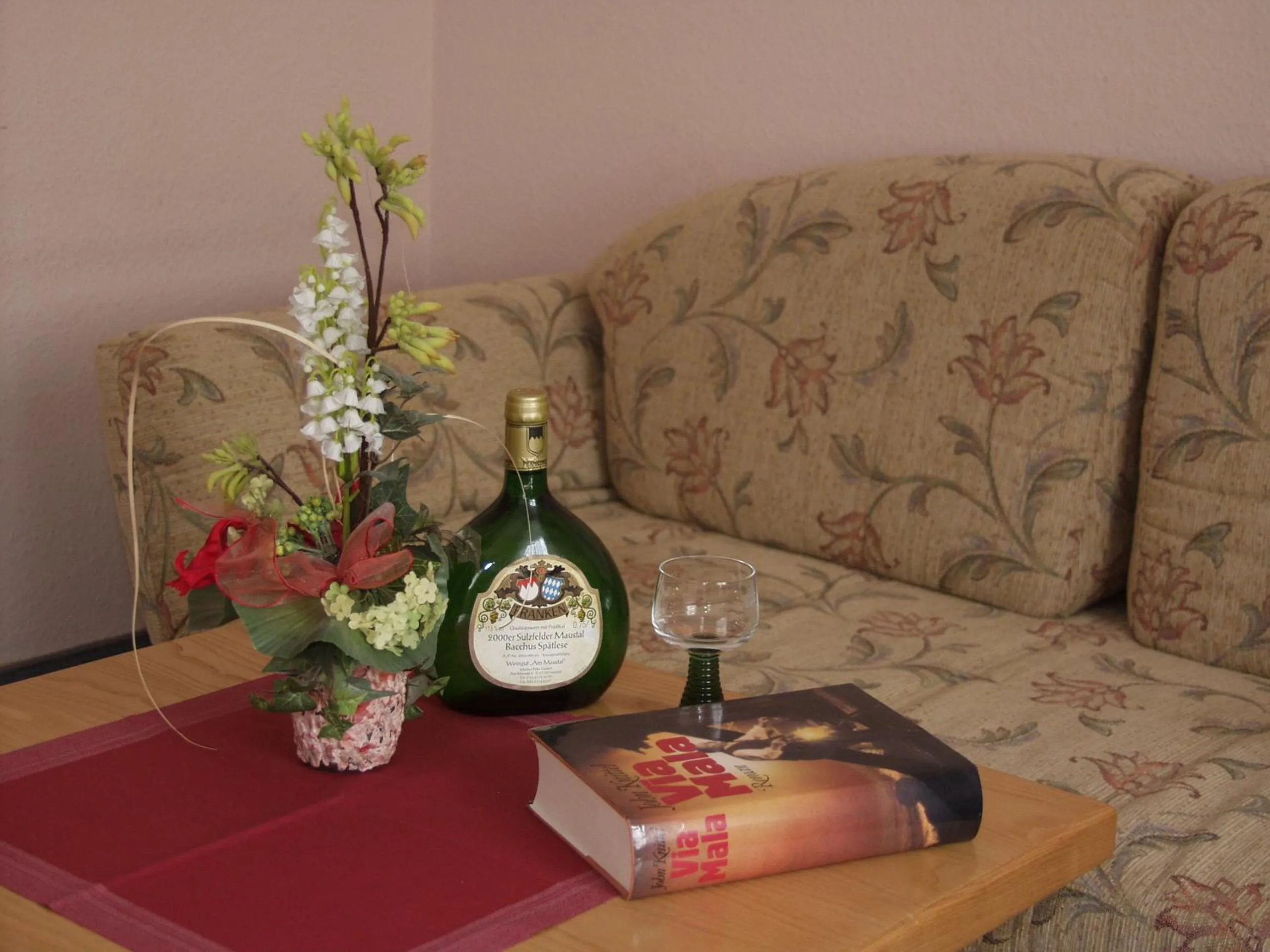 Seating area in Hotel Ebner