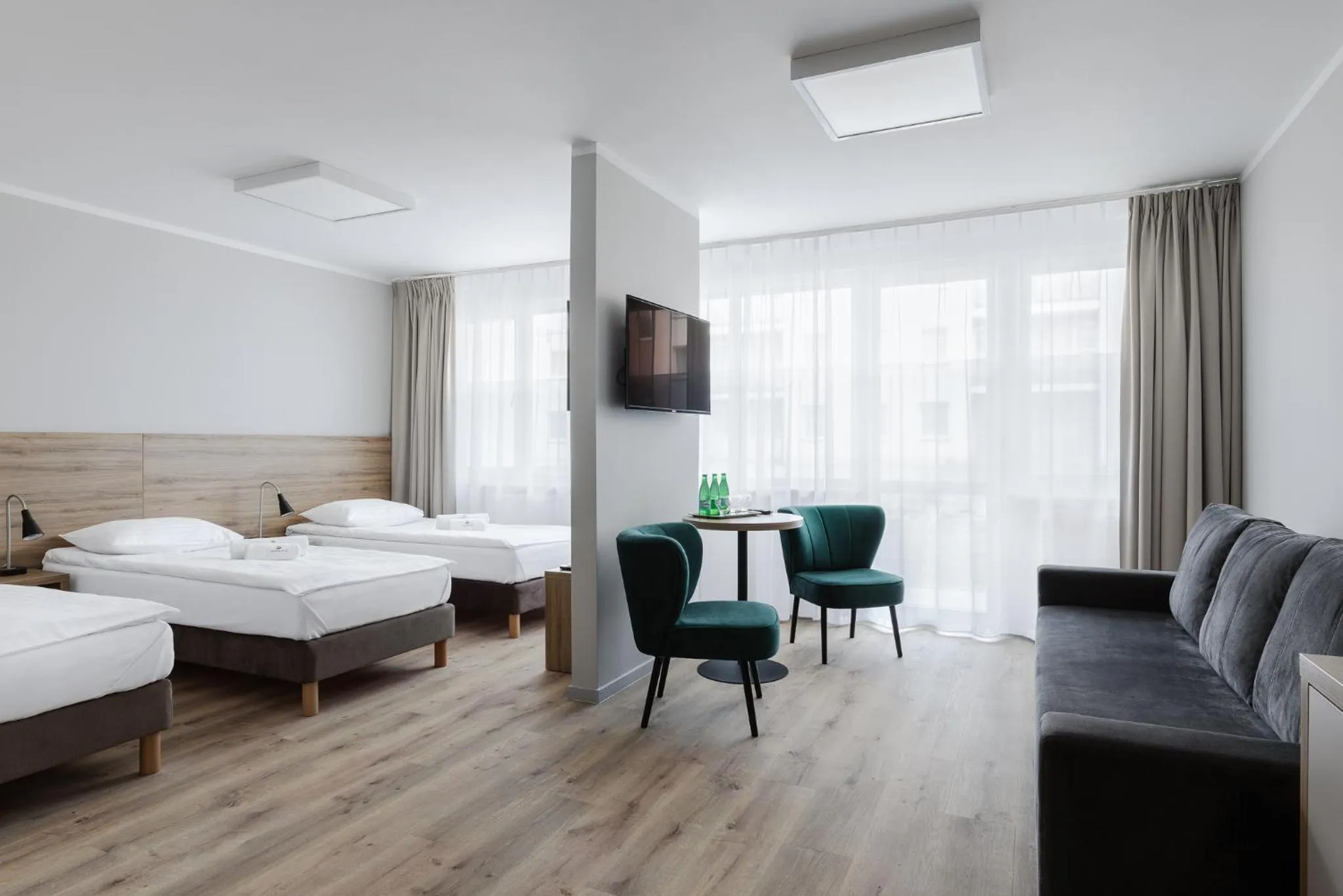 Property building, Bed in Interferie Dąbki SU Argentyt