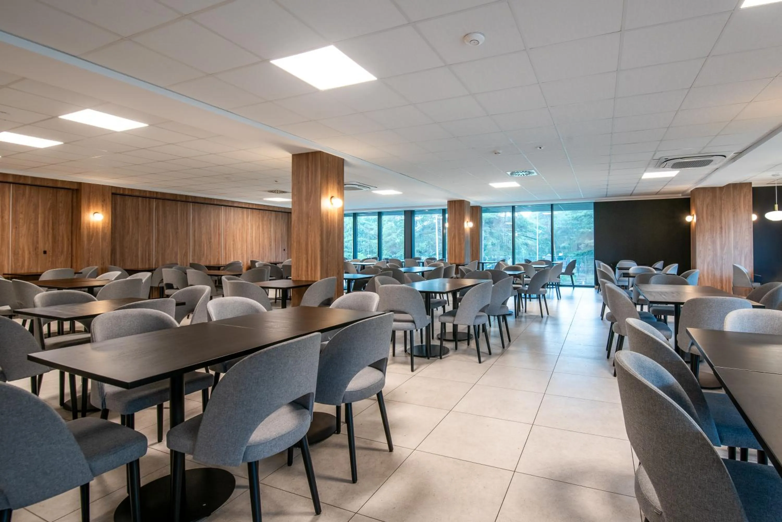 Restaurant/places to eat in Interferie Dąbki SU Argentyt