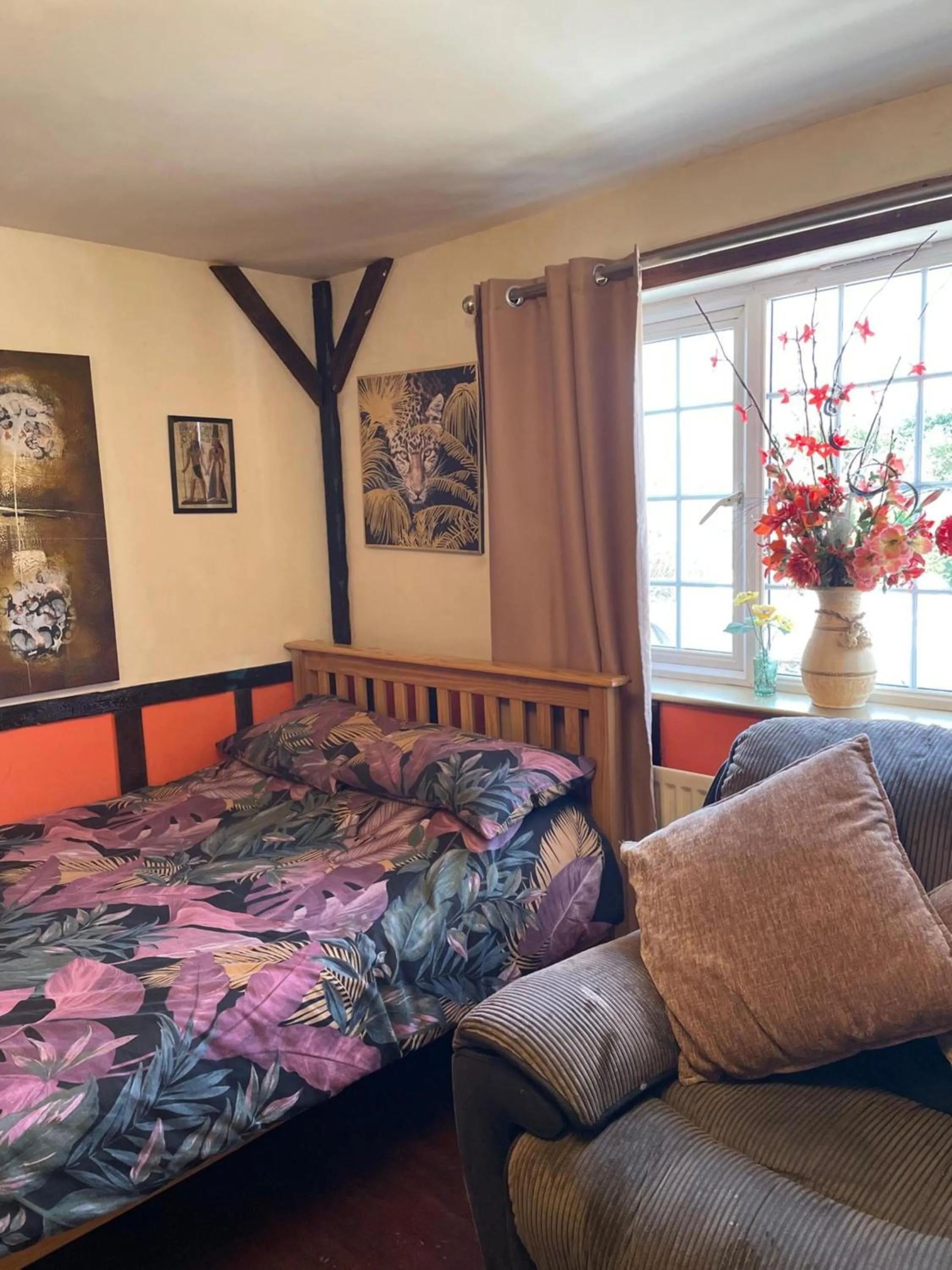 Bedroom in OYO Yarm Cottages