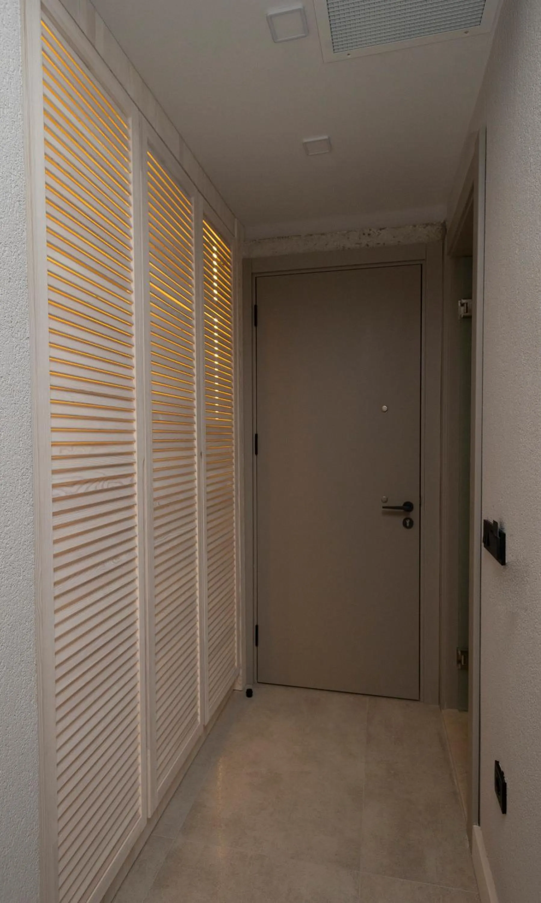 wardrobe in Ala Da Vinci Hotel Alaçatı