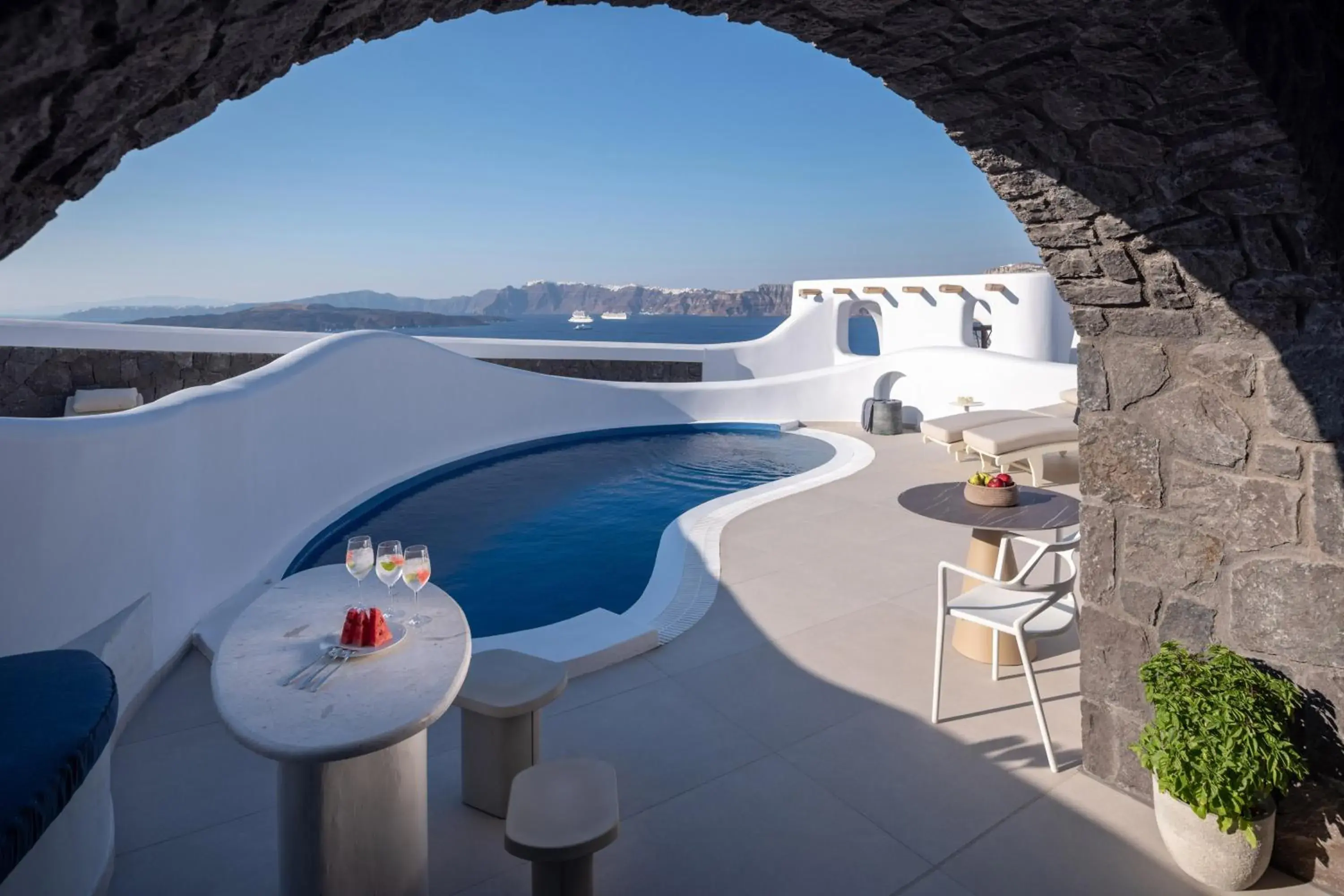 Executive Suite in Acro Blue Luxury Villas Executive Suite in Acro Blue Luxury Villas