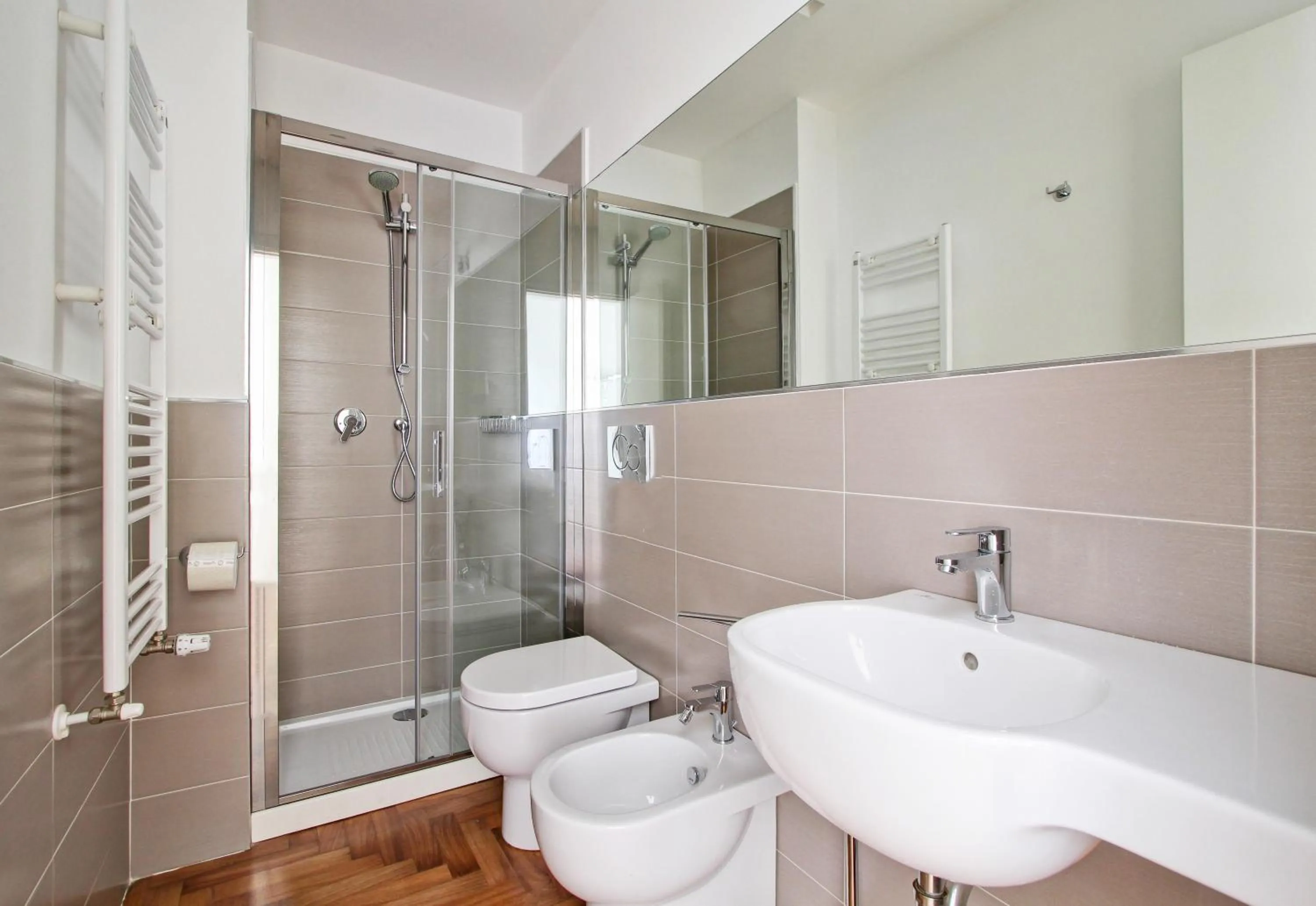 Bathroom in The river corner