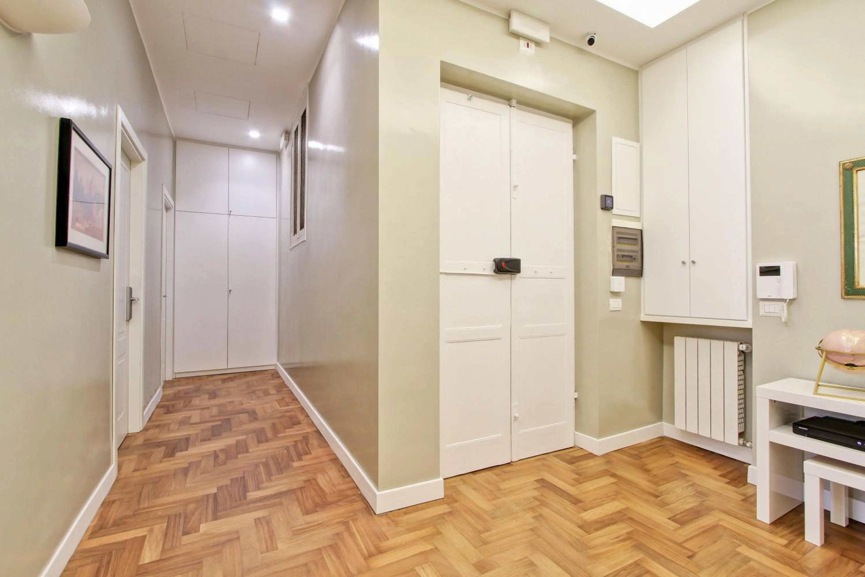 Facade/entrance in The river corner