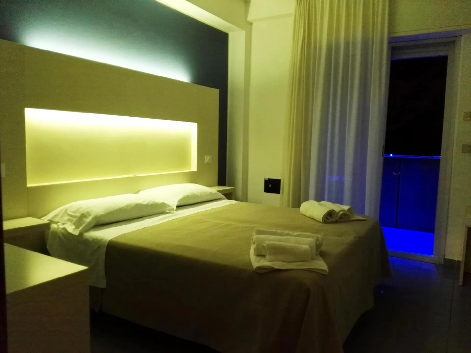 Bed in Hotel Desire'