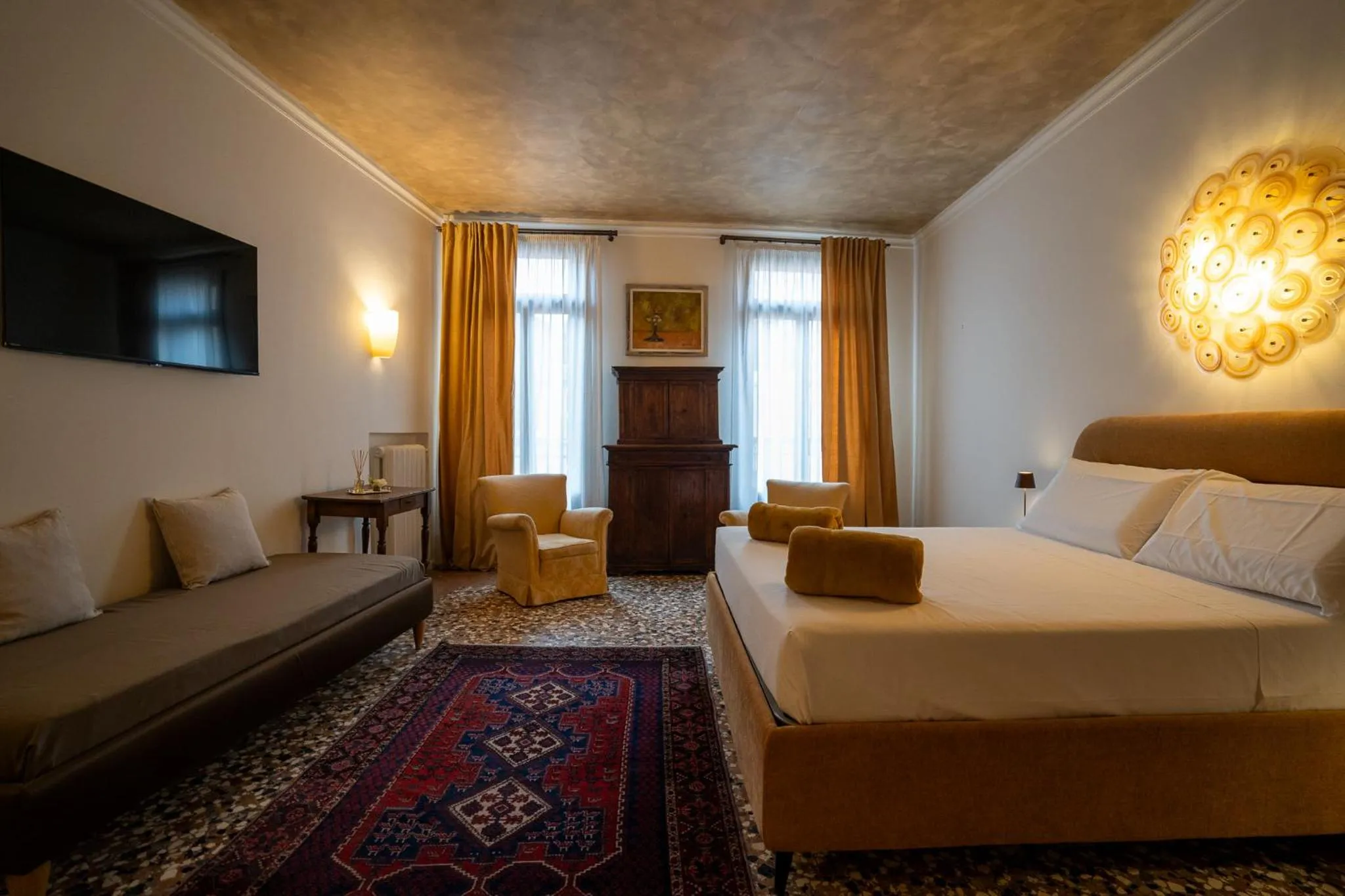 Photo of the whole room, Bed in Ca' Turelli Dimora Storica