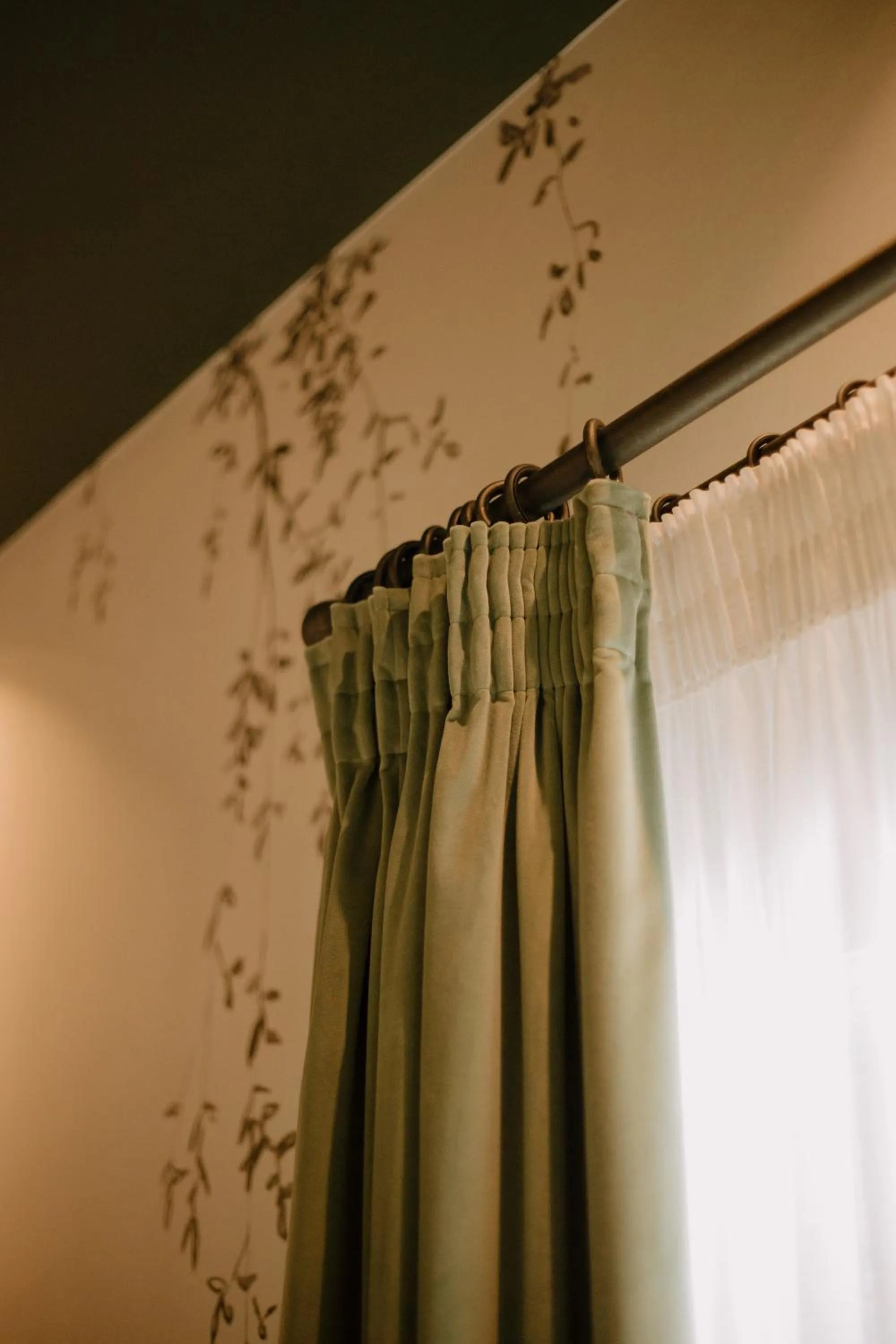 Decorative detail in Casa del Cardenal