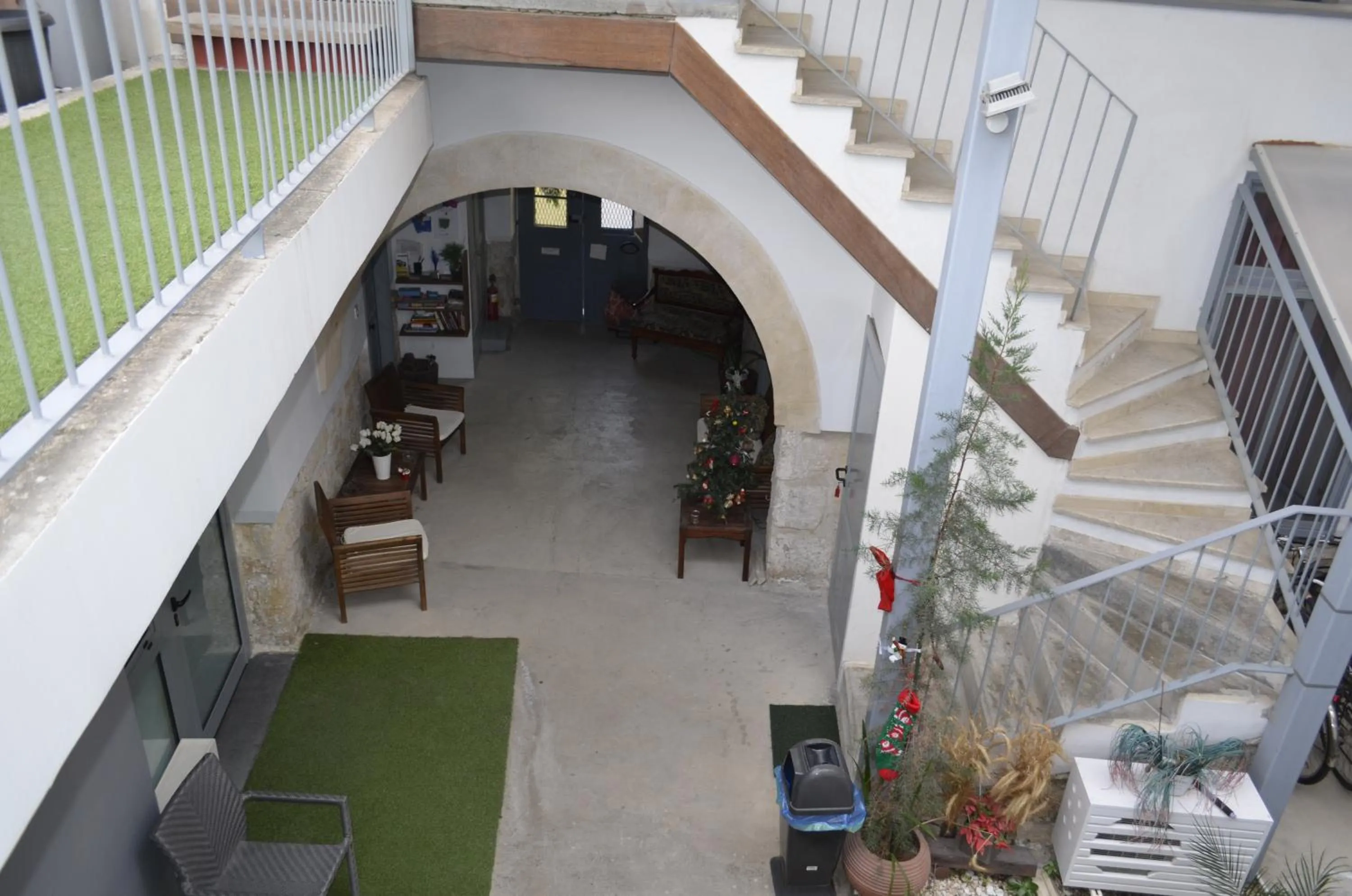 Area and facilities in St. Lazaros Studios