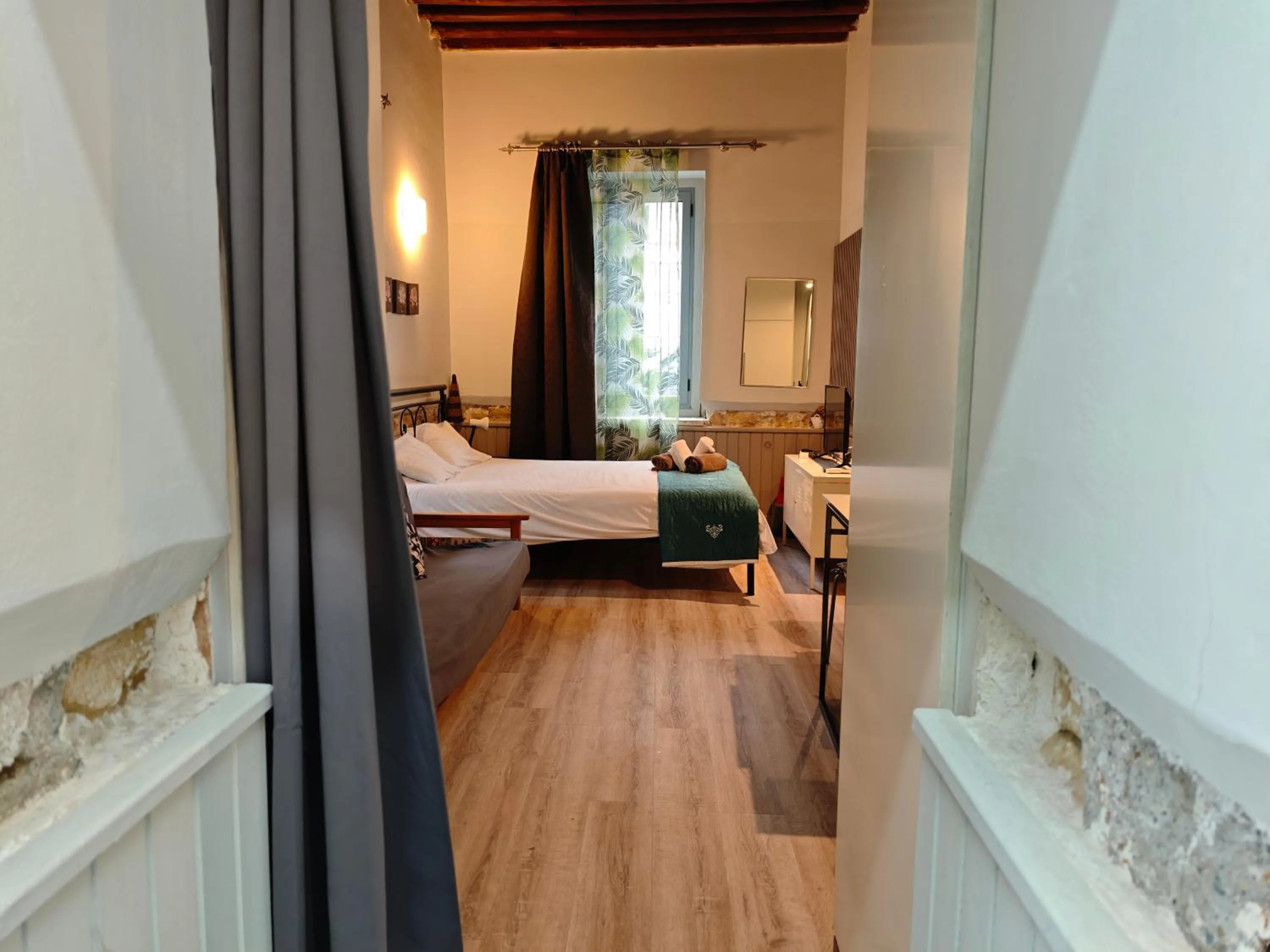 Living room, Bed in St. Lazaros Studios