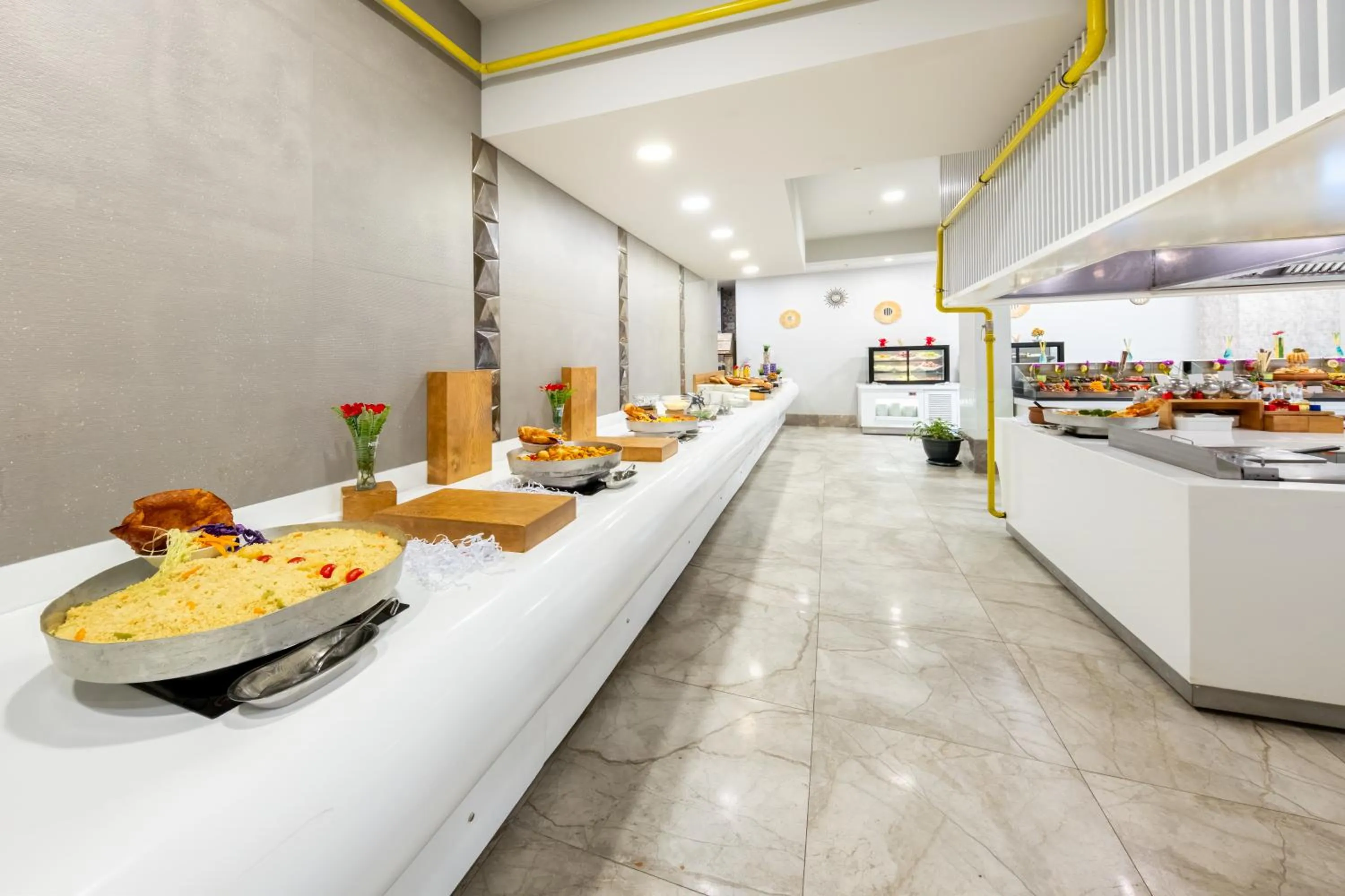 Food in Riviera Zen Hotel Adult Only