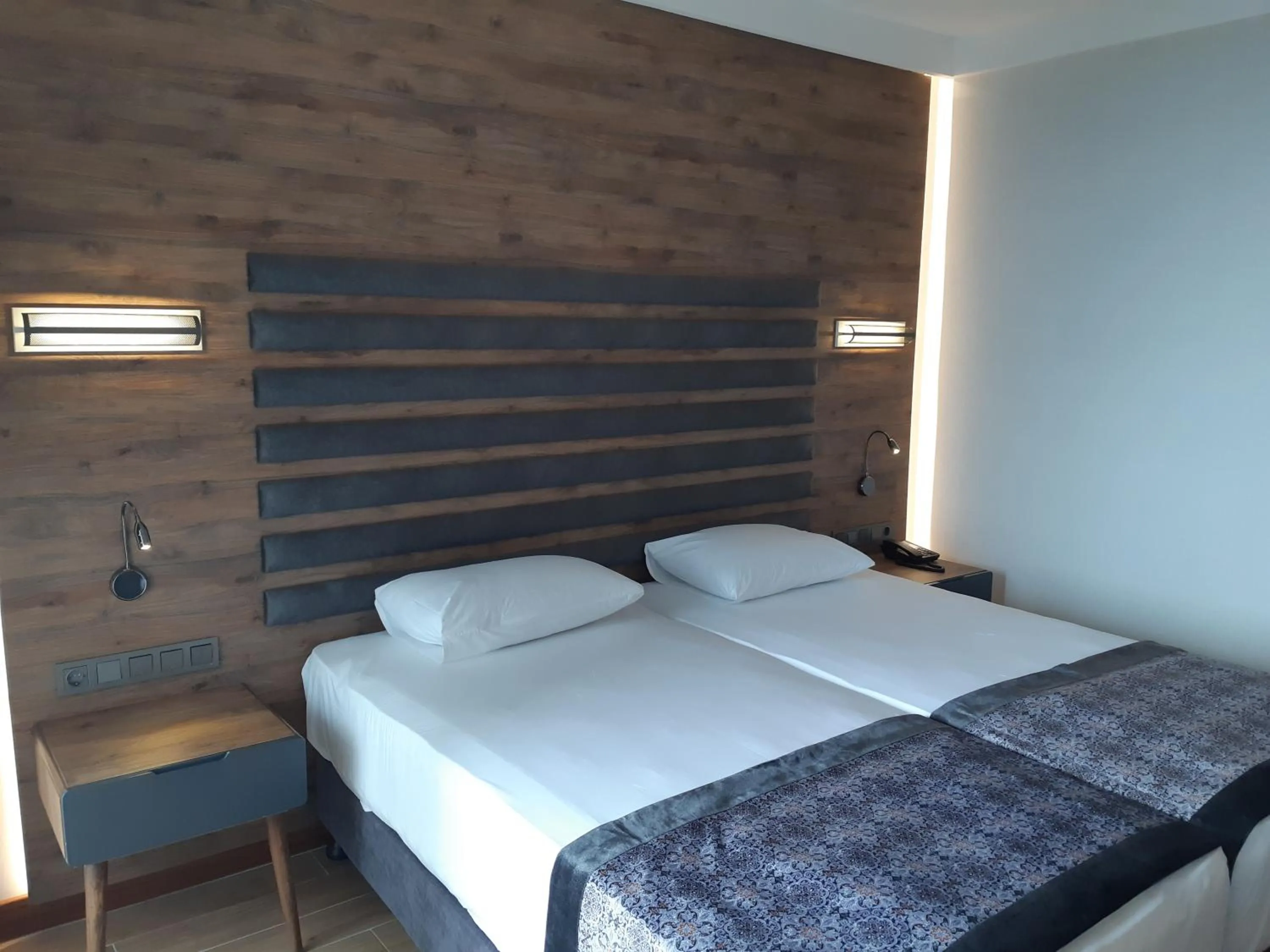 Photo of the whole room, Bed in Riviera Zen Hotel Adult Only