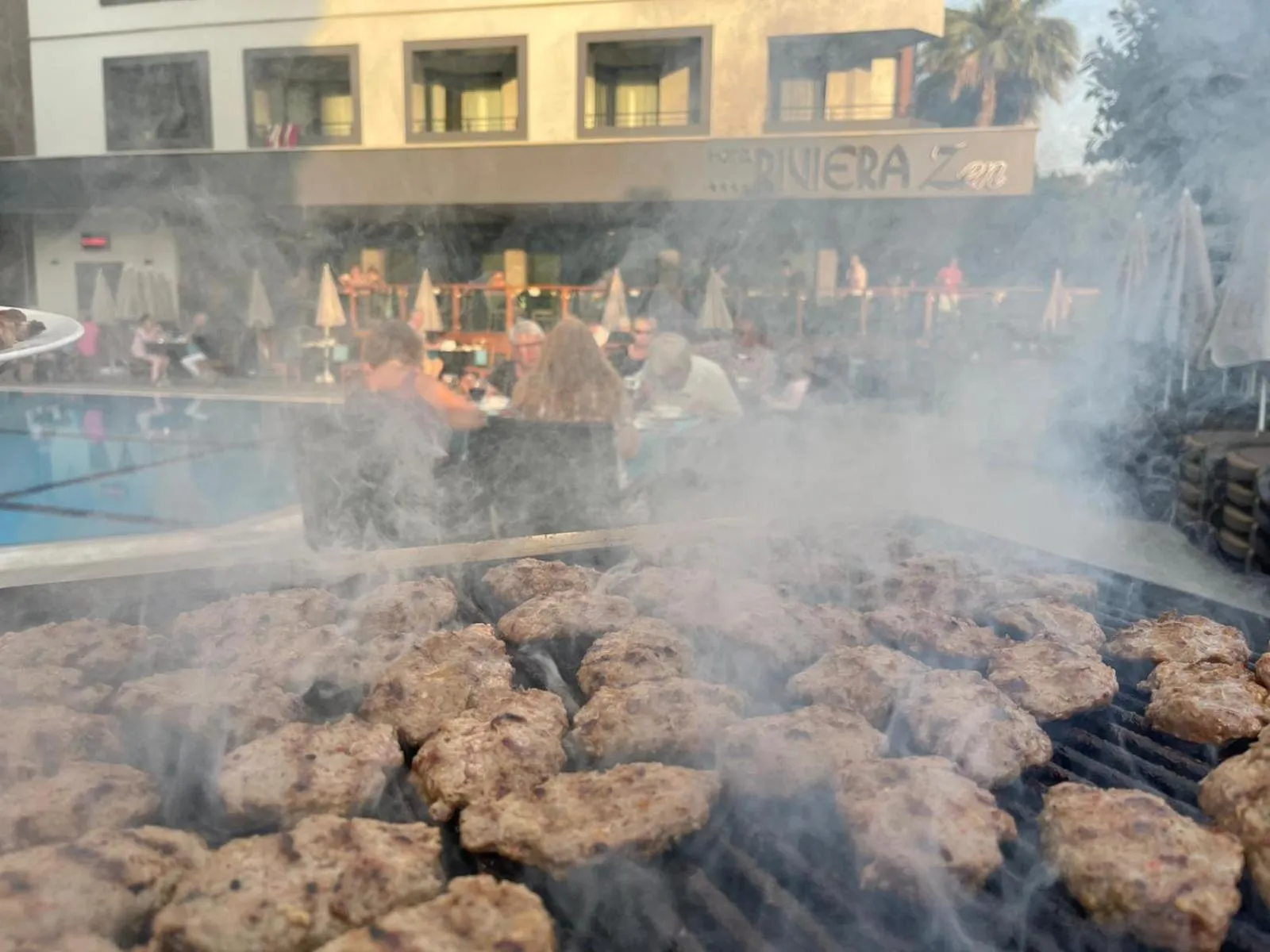 Food and drinks in Riviera Zen Hotel Adult Only