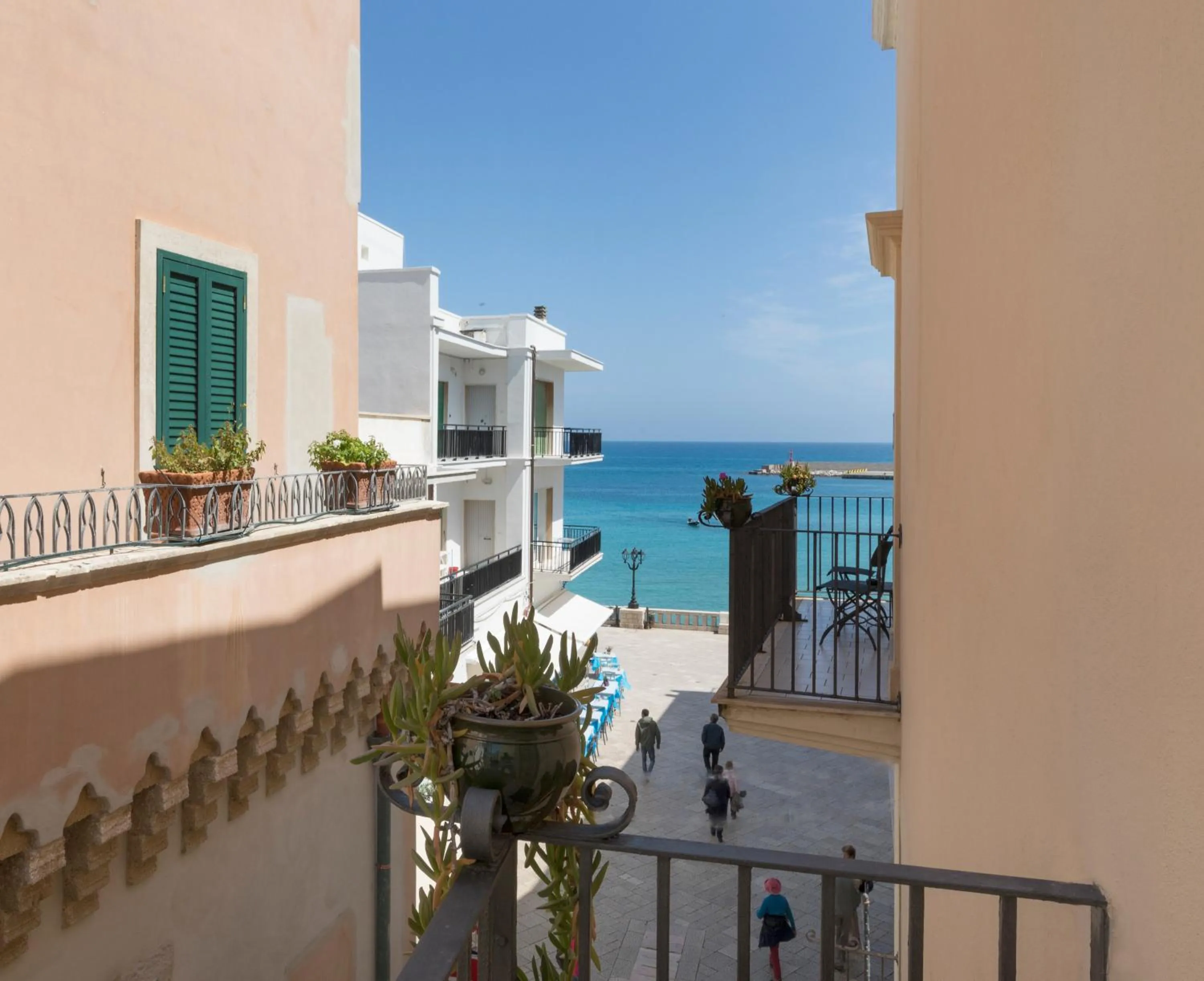 Summer in Hotel Palazzo Papaleo