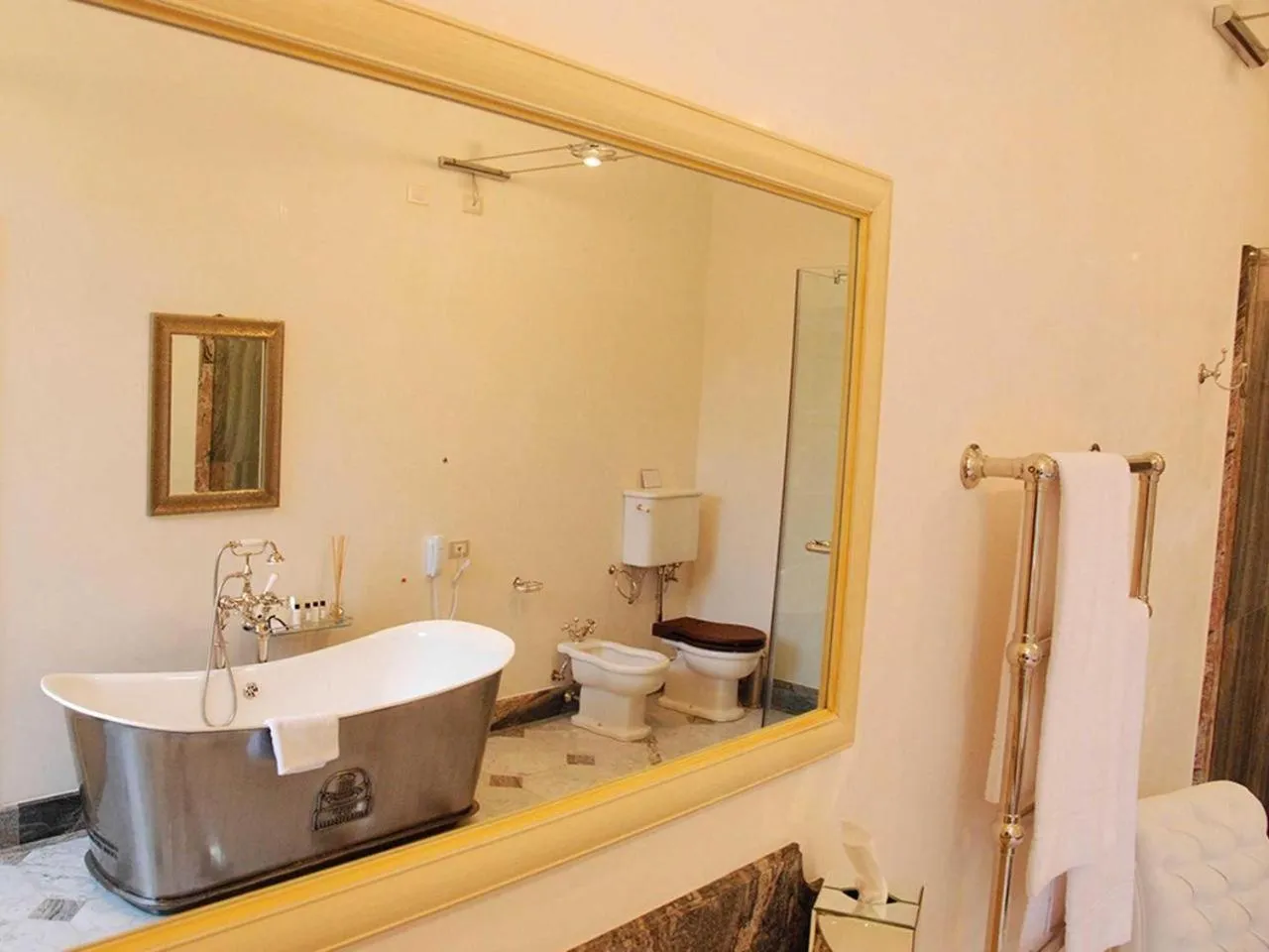 Bathroom in Hotel Villa Casanova