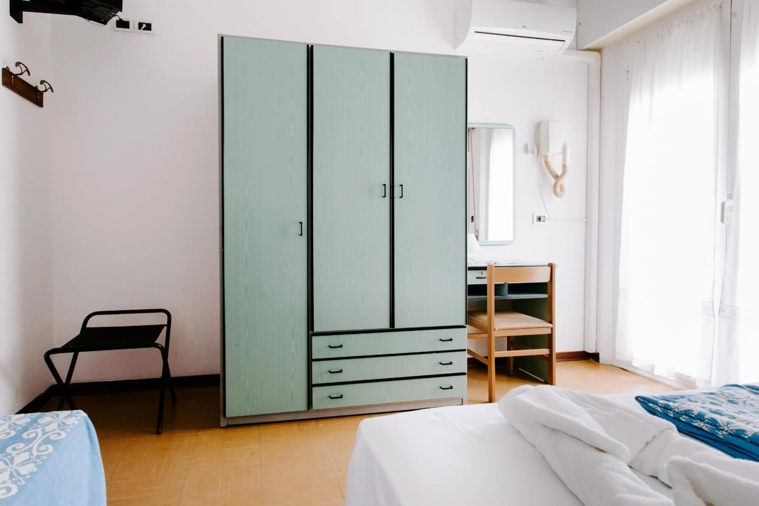 Bedroom in Hotel Edward