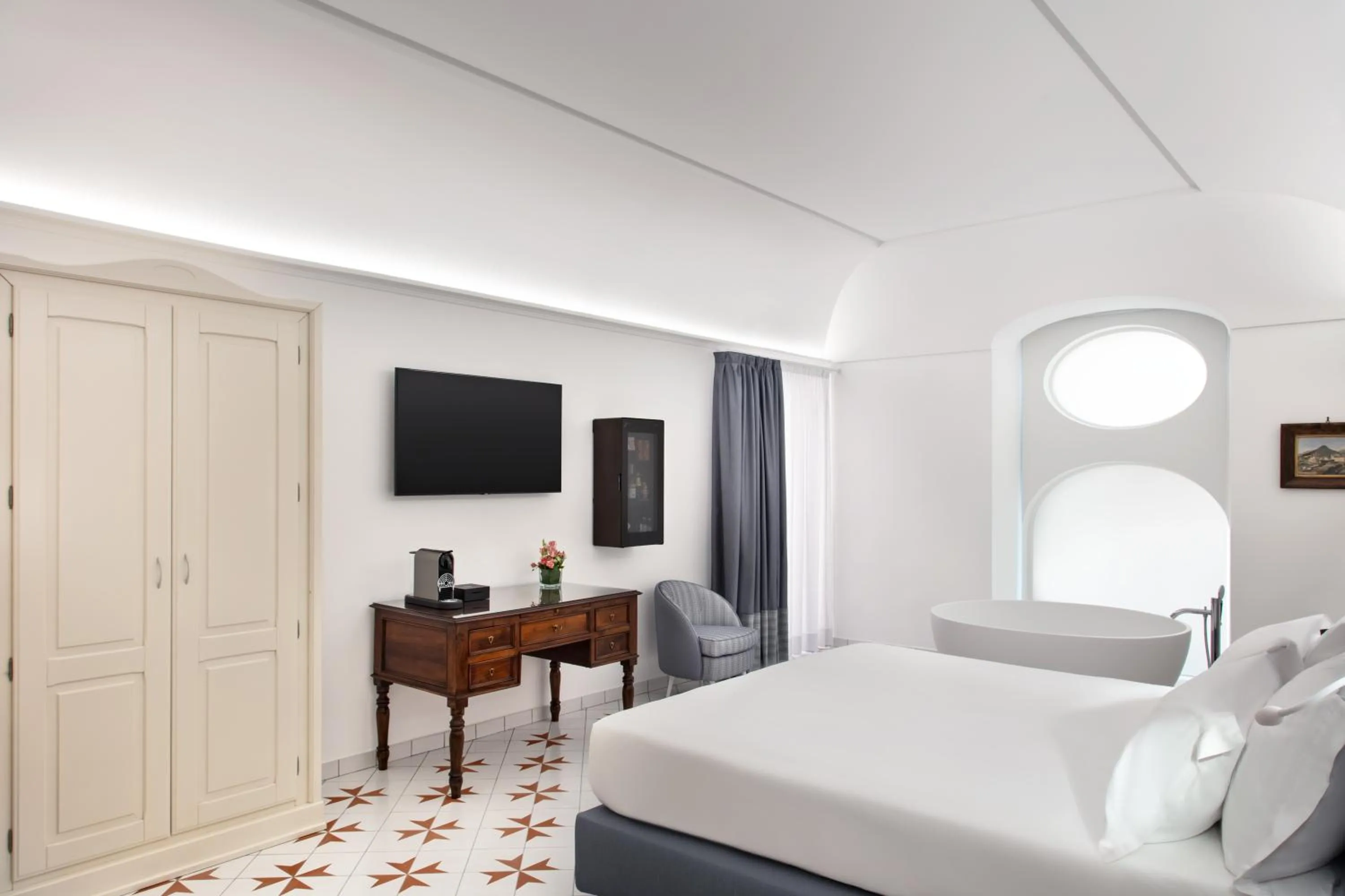 Bed in Hotel Residence