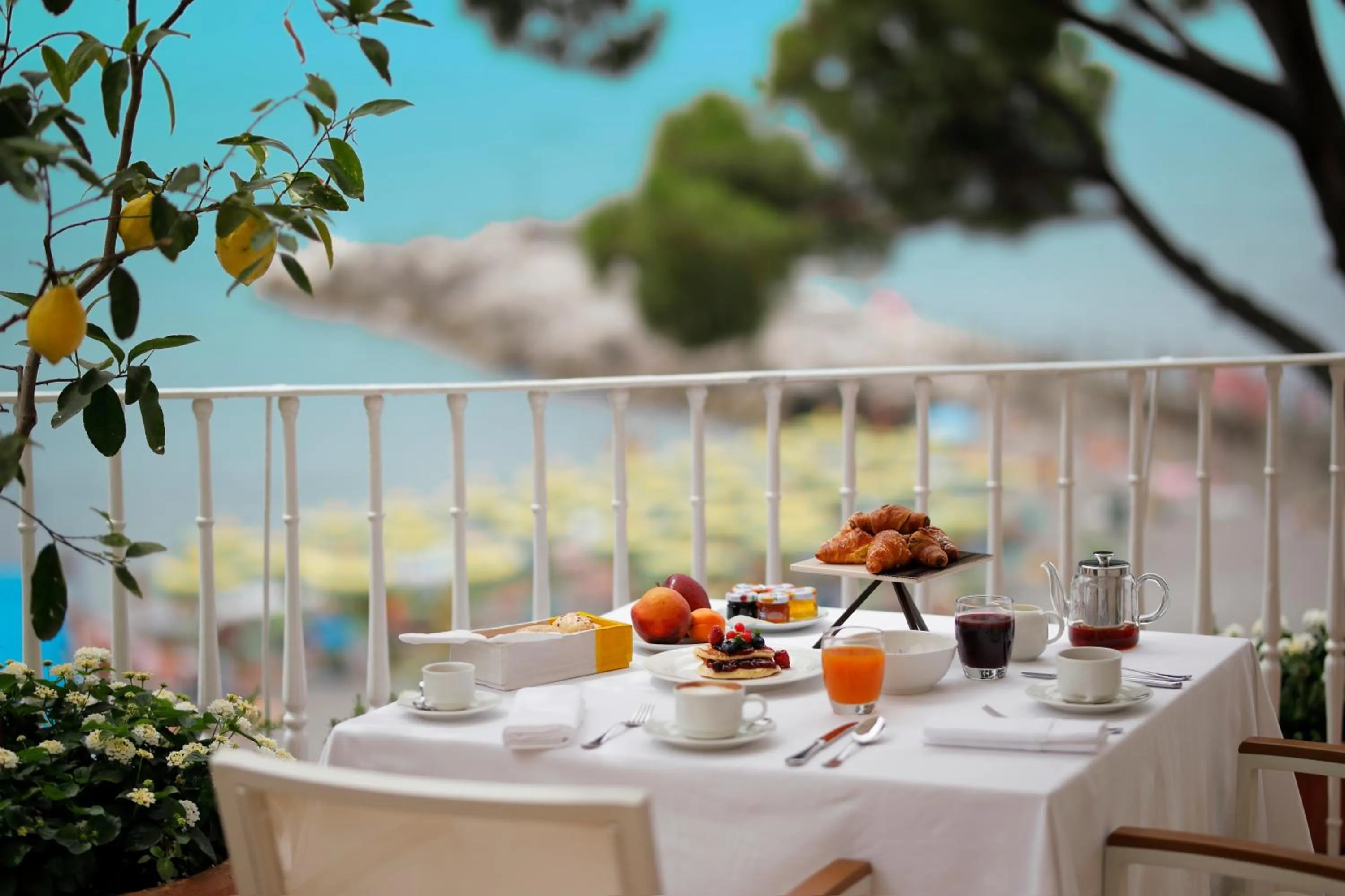 Breakfast in Hotel Residence