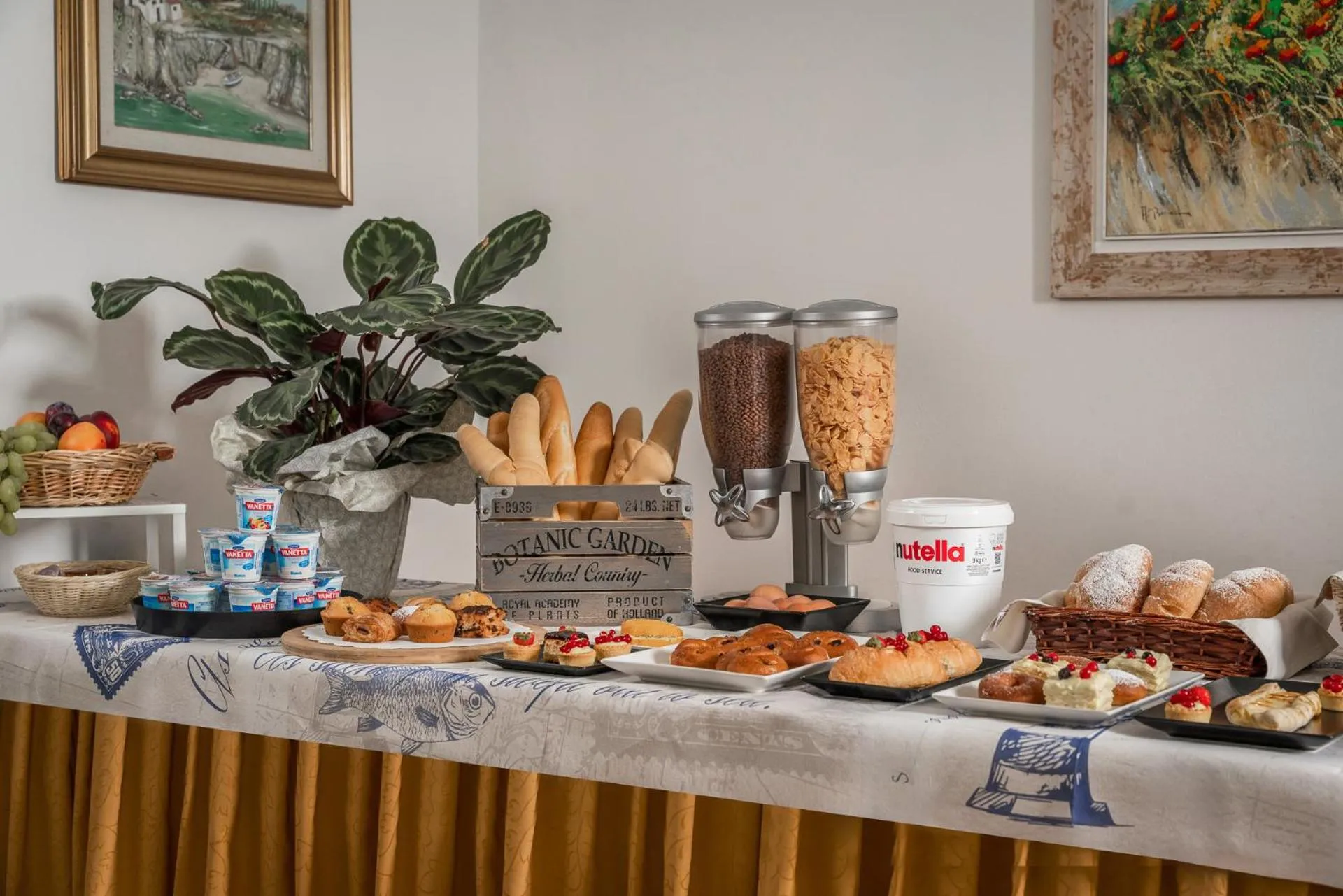 Breakfast in Hotel Lina