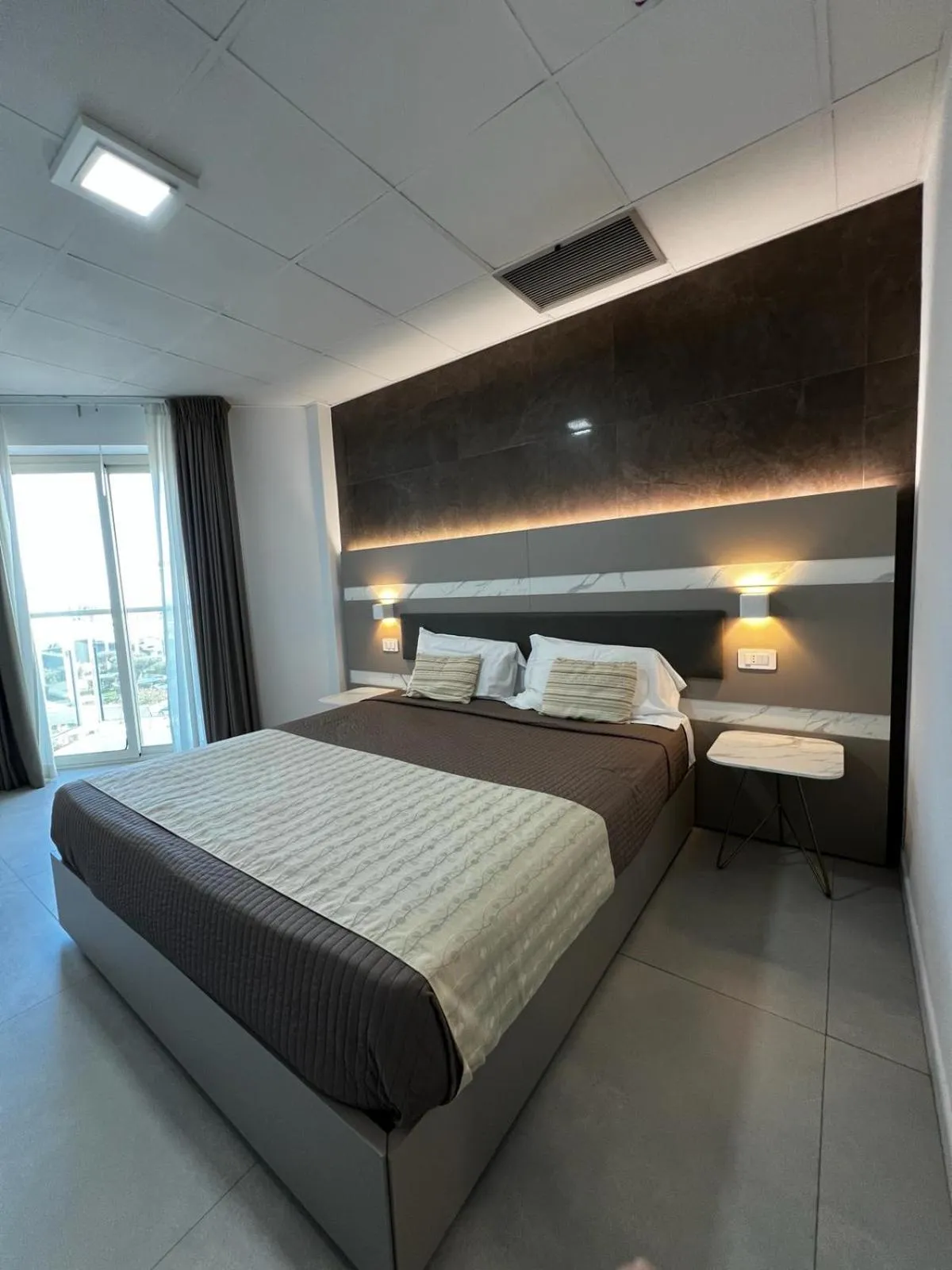 Bedroom, Bed in Mediterranea Hotel & Convention Center