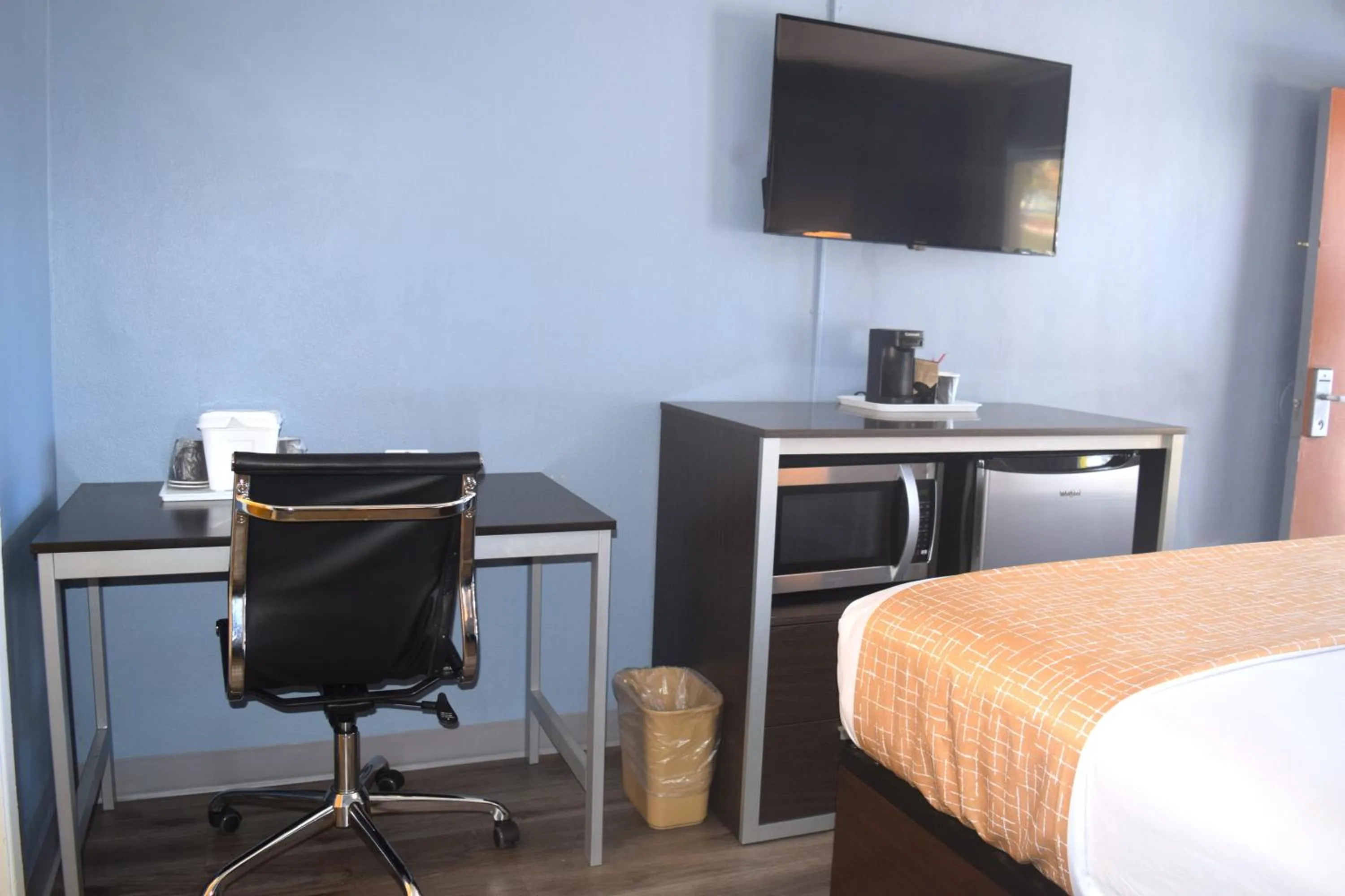 Bed in SF Central Hotel