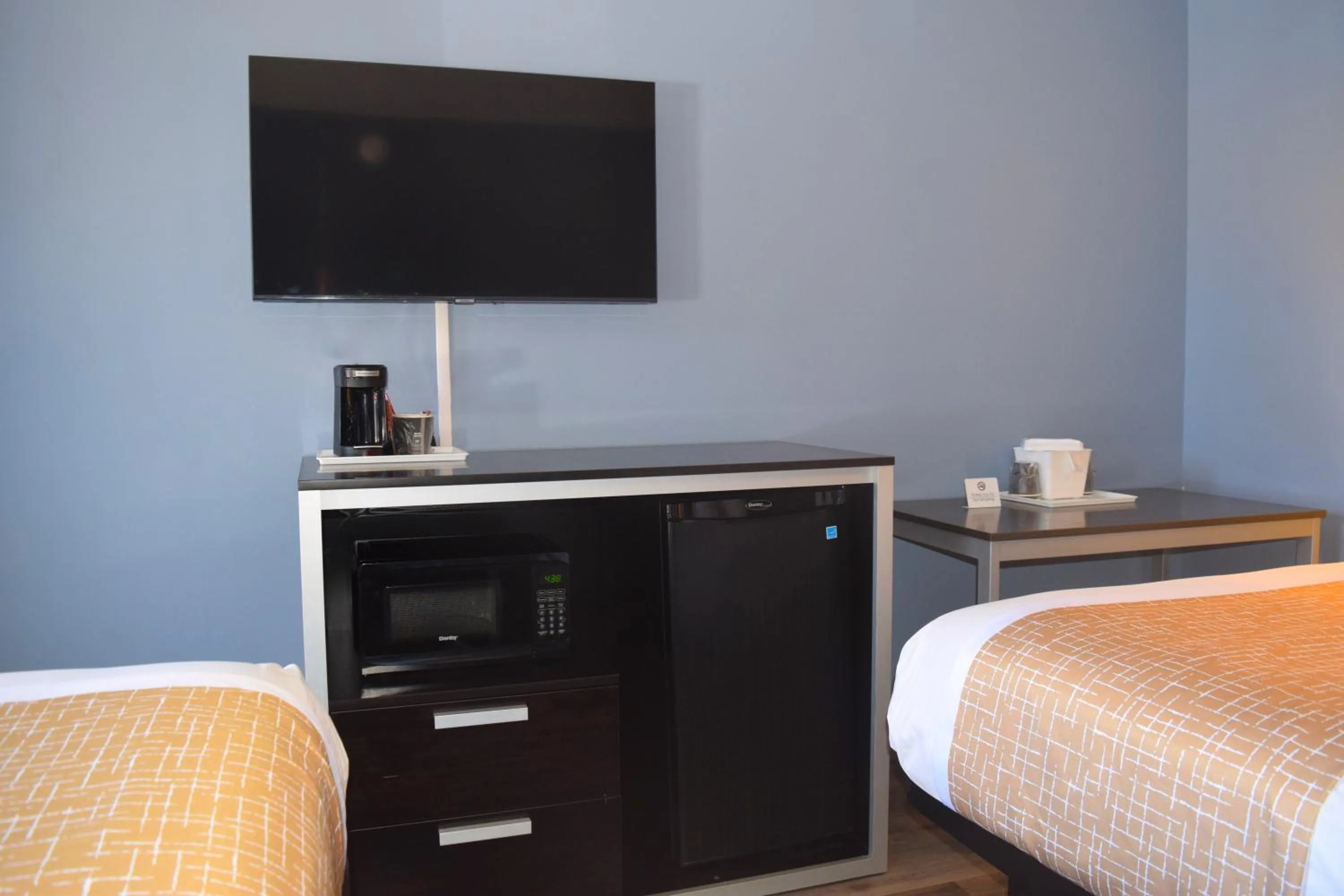 Bed in SF Central Hotel