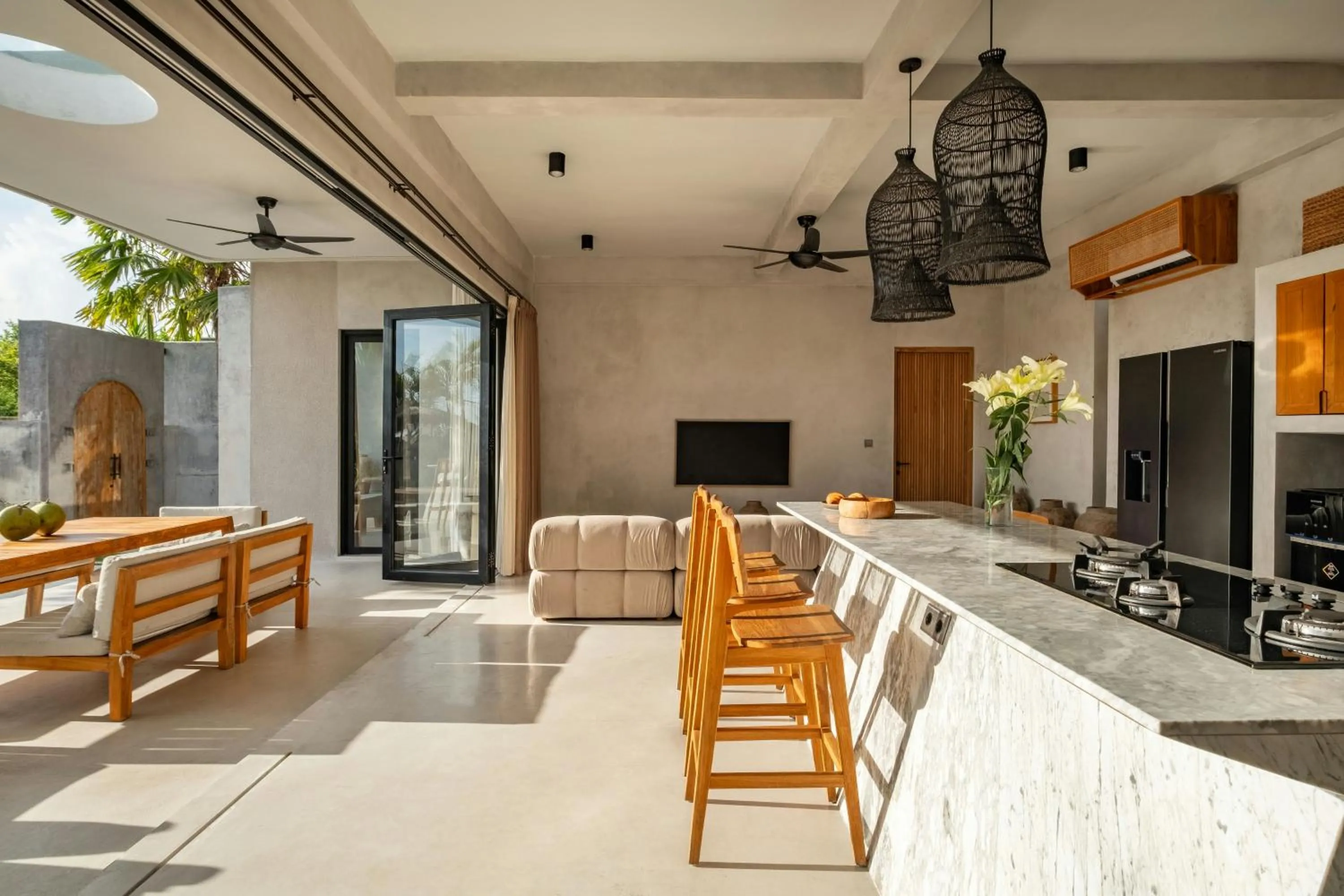 TV and multimedia in Concrete Retreat Umalas