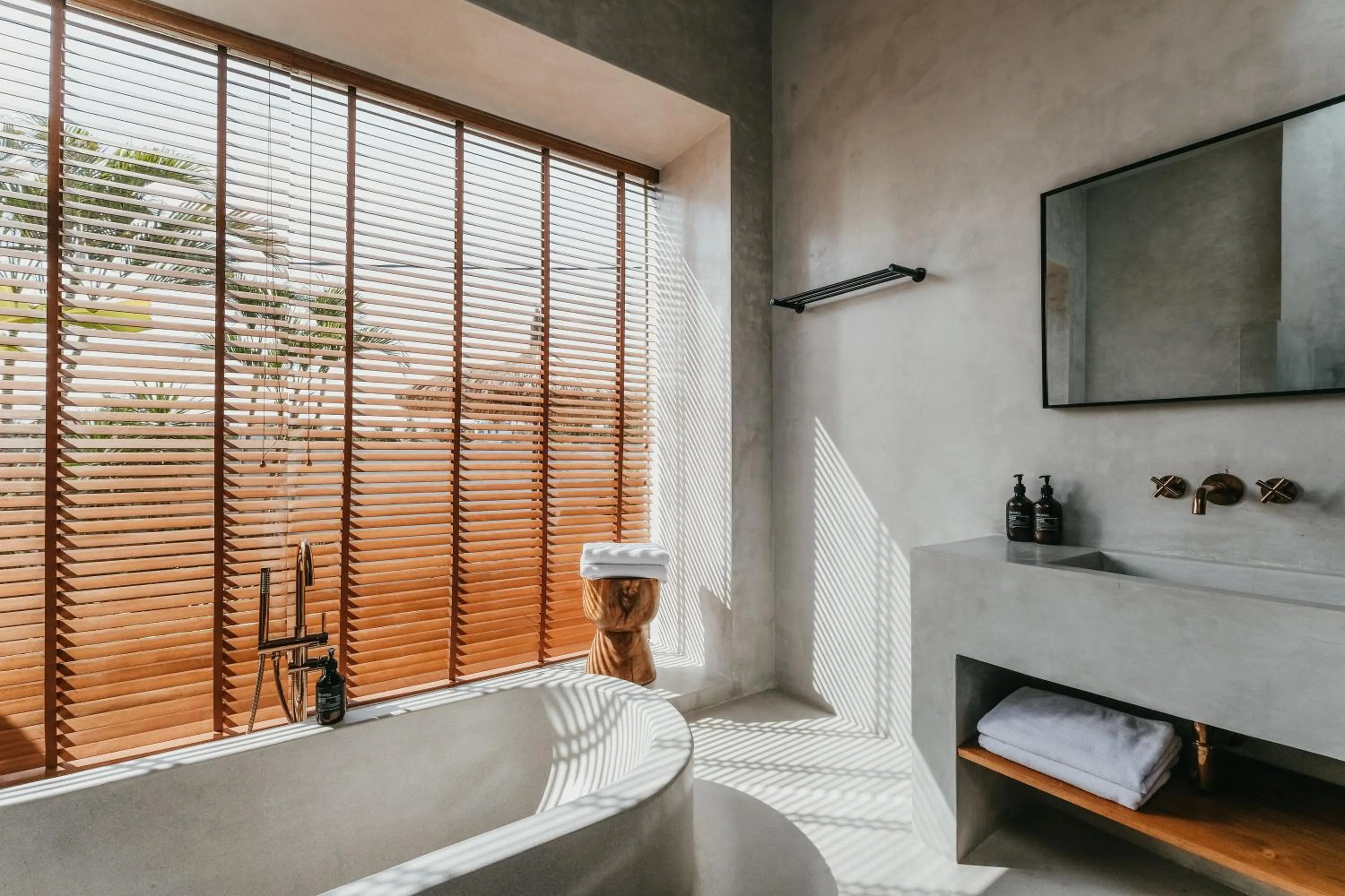 Bathroom in Concrete Retreat Umalas