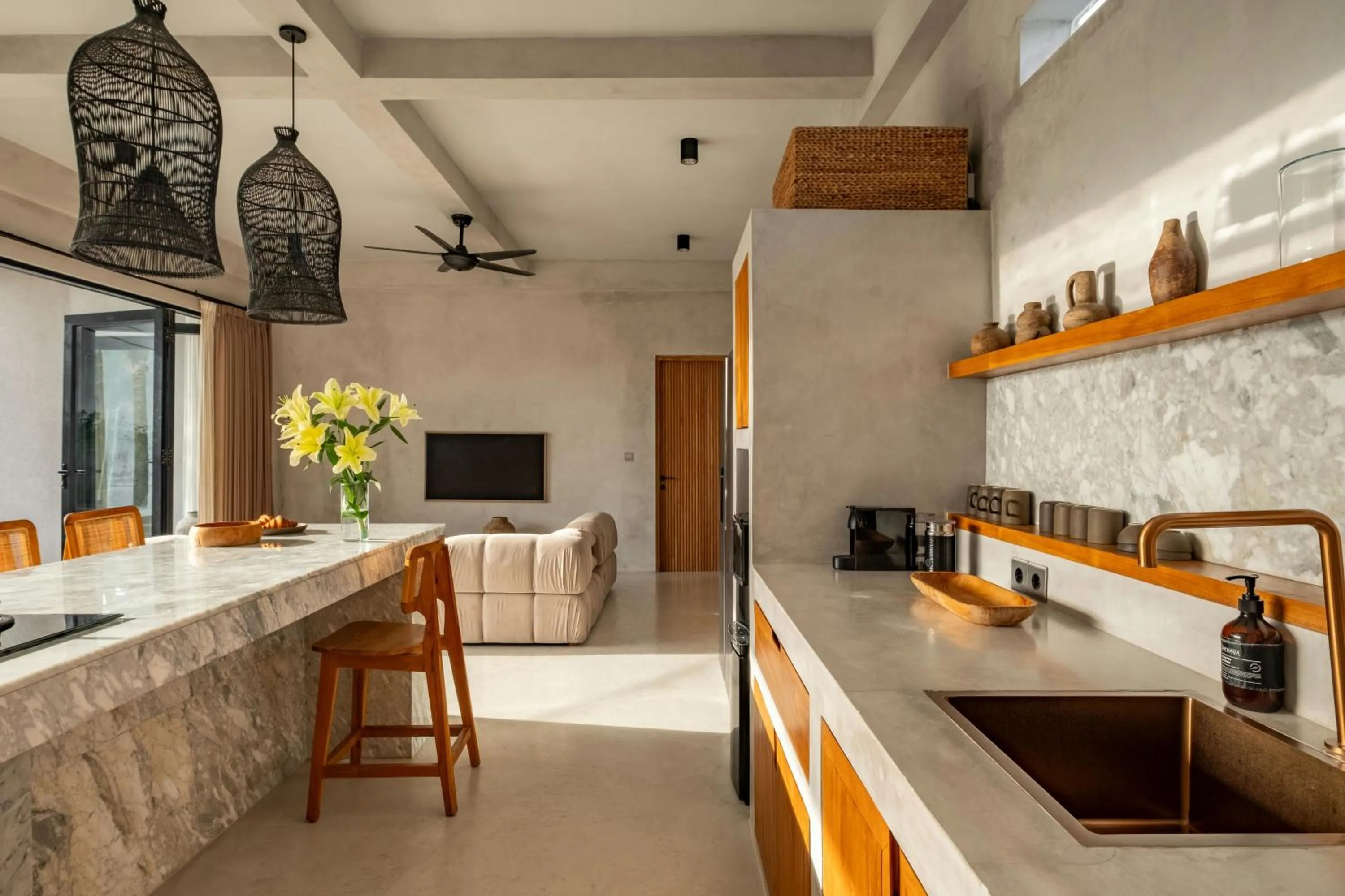 Kitchen or kitchenette in Concrete Retreat Umalas