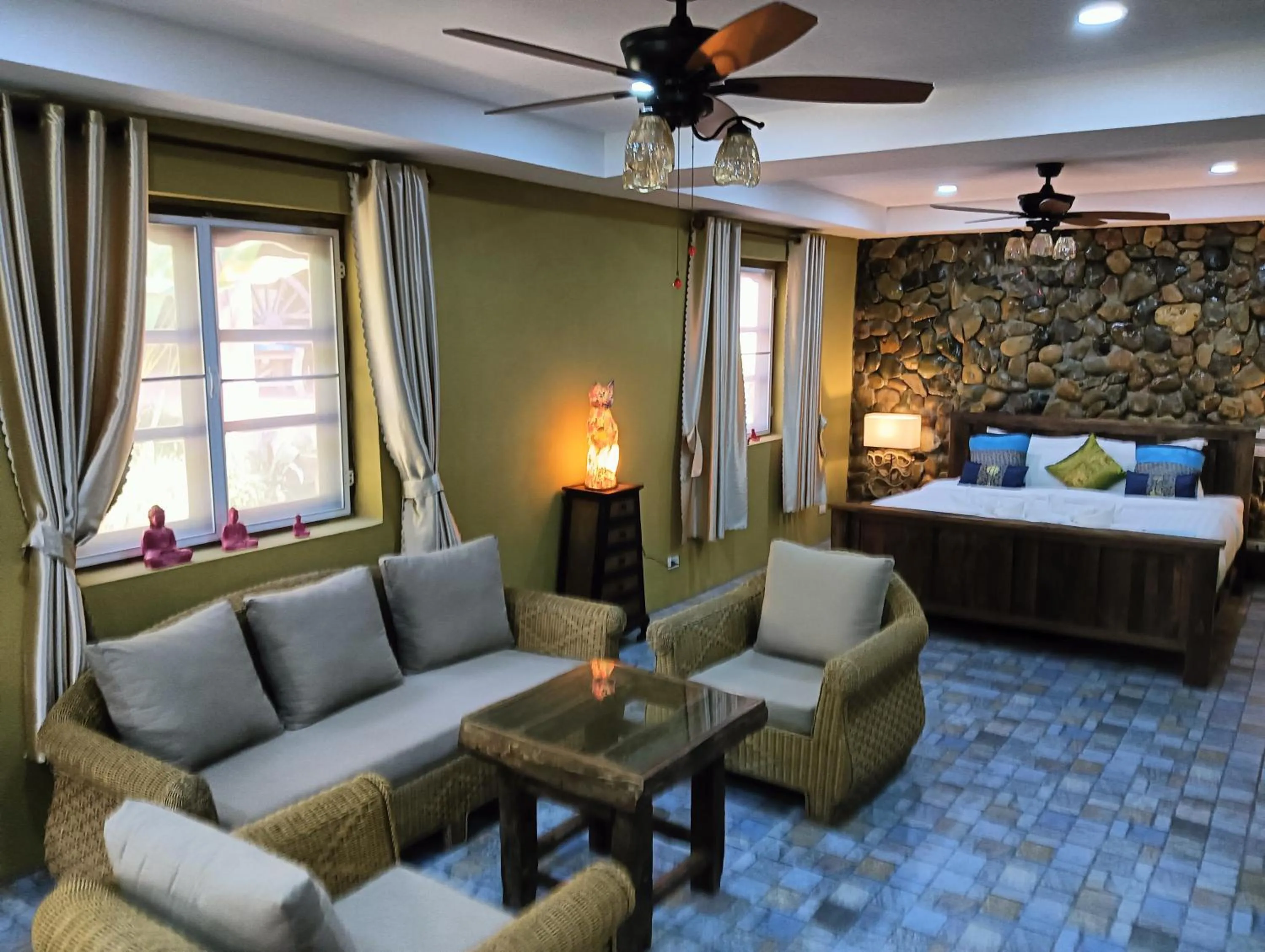 Bed in On The Mekong Resort