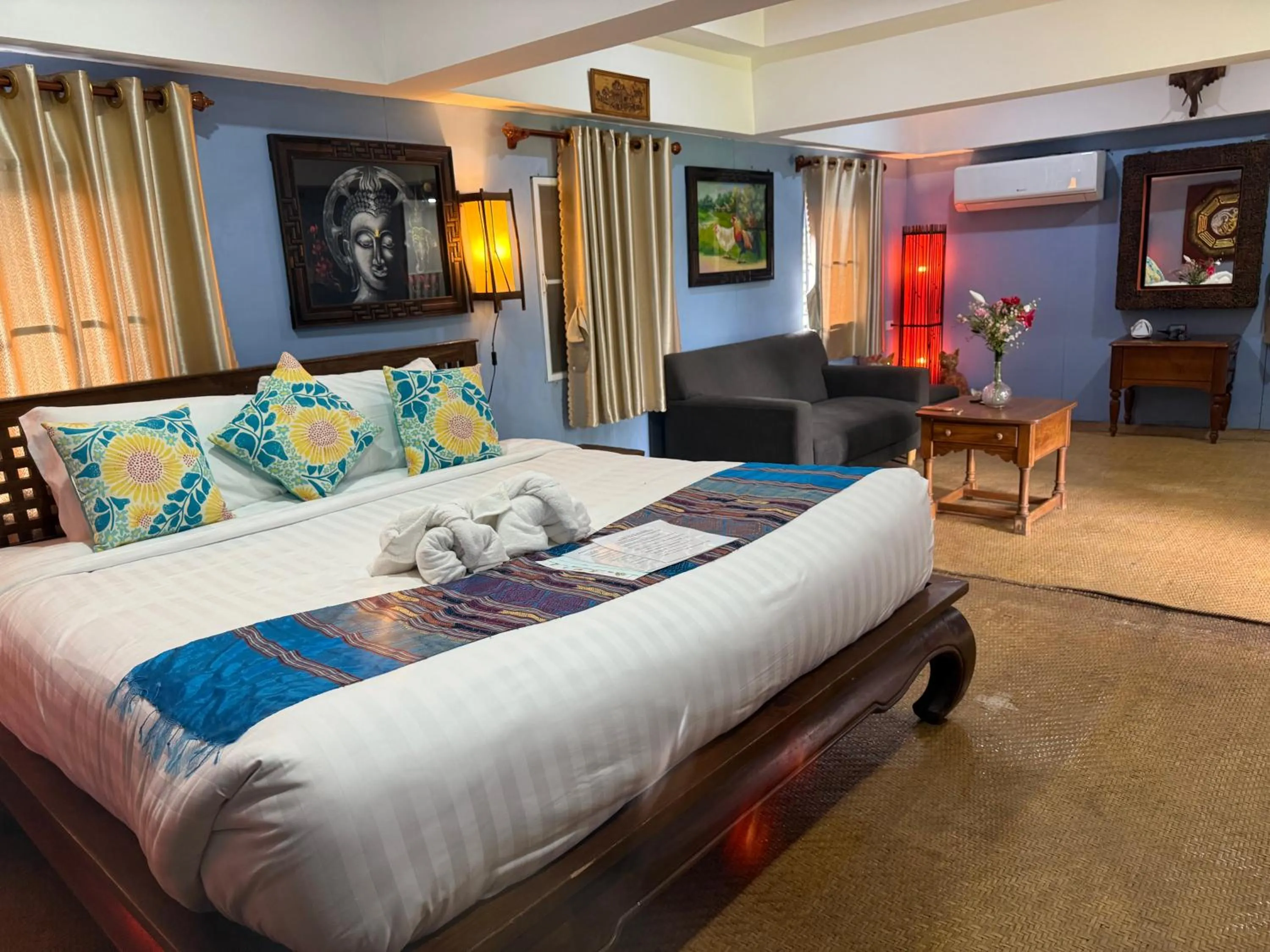 Bed in On The Mekong Resort