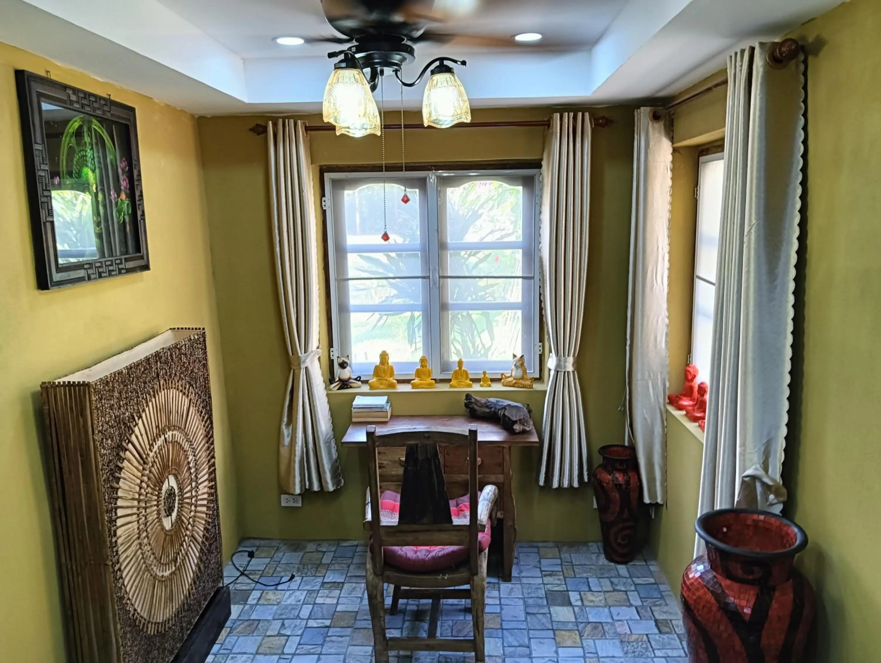 Living room in On The Mekong Resort