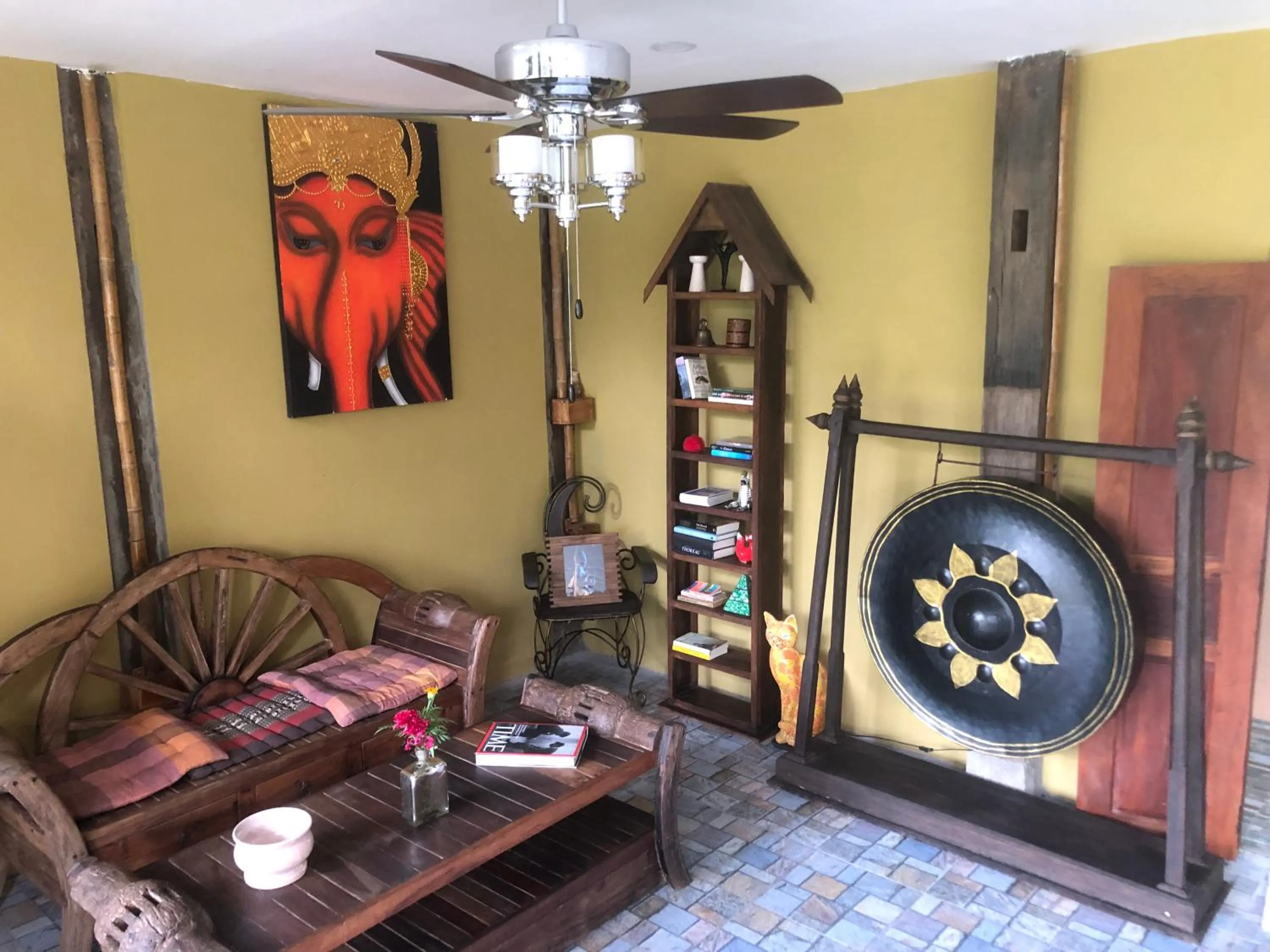 Living room in On The Mekong Resort