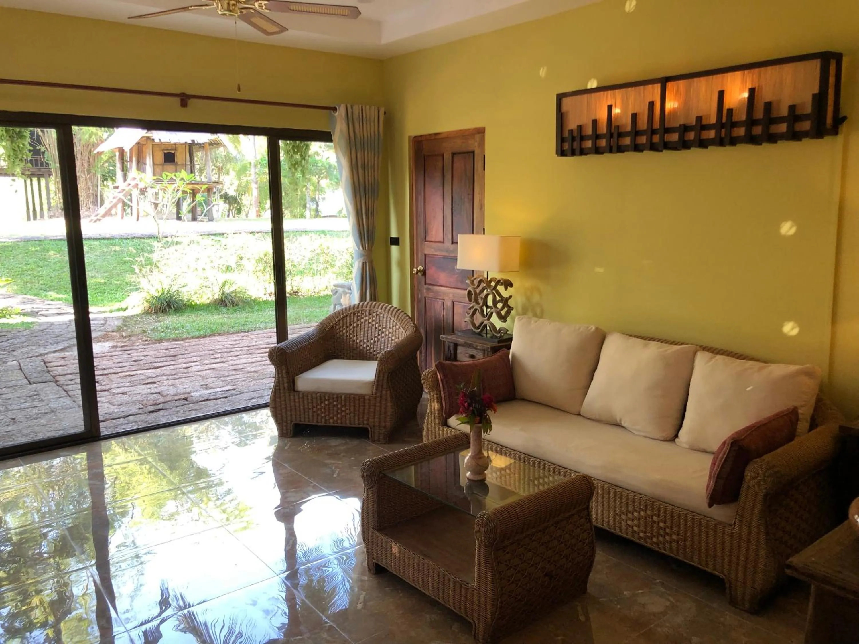Living room in On The Mekong Resort
