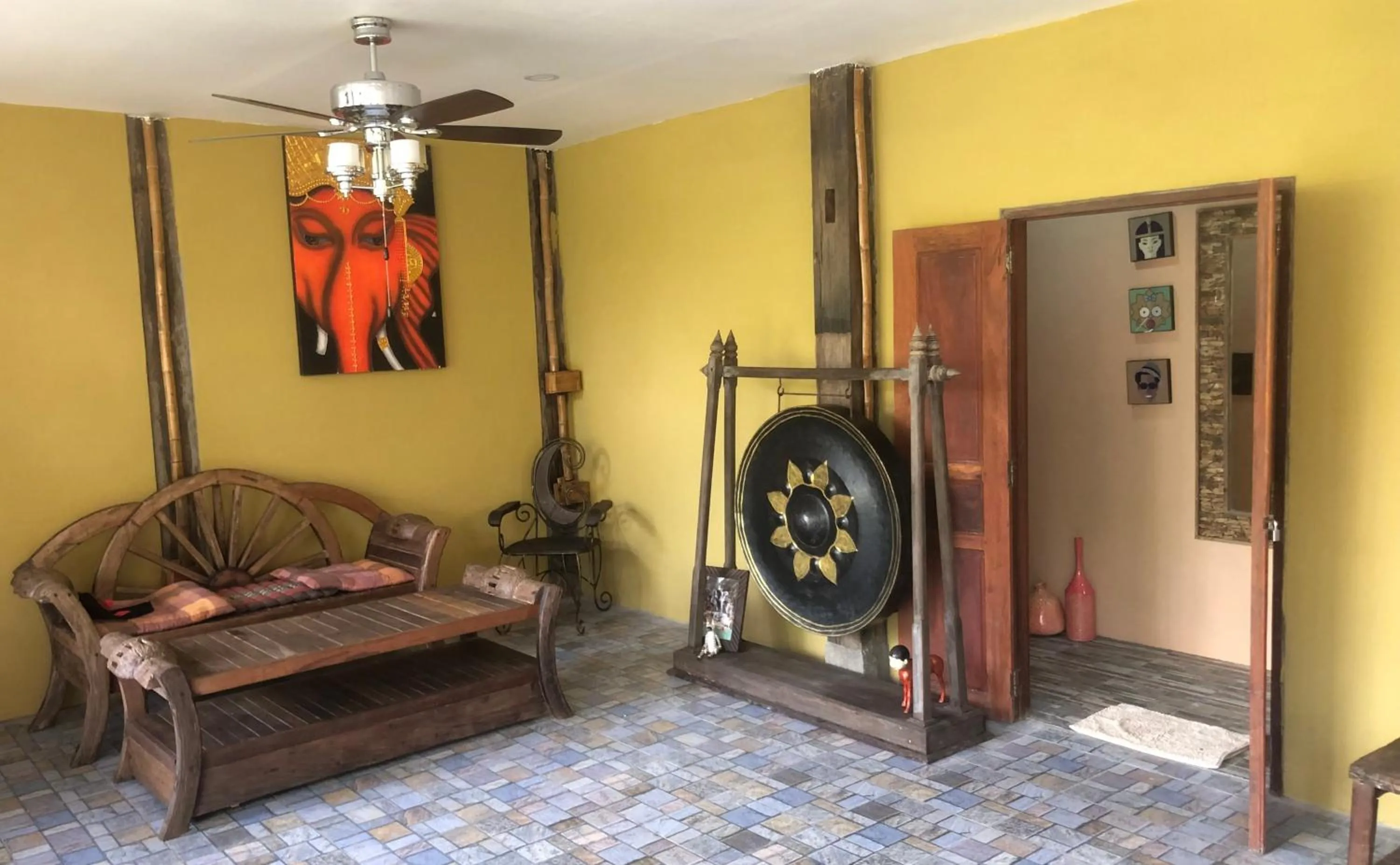 Living room in On The Mekong Resort