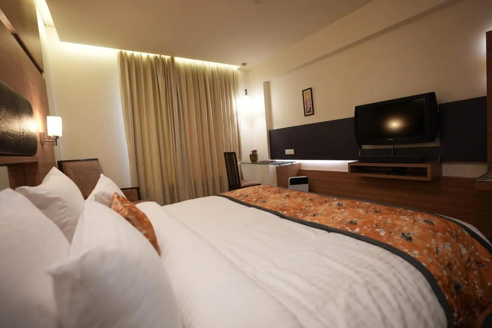 Bed in VITS Gurugram formerly known as Windsor Heights