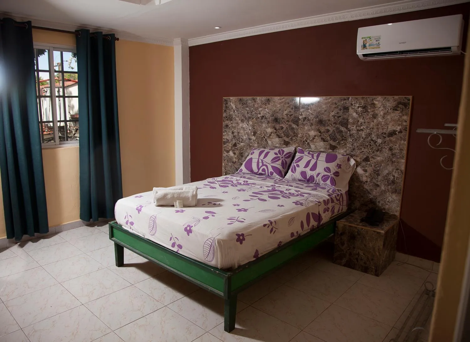 Bed in Residencial Turistico Cuba