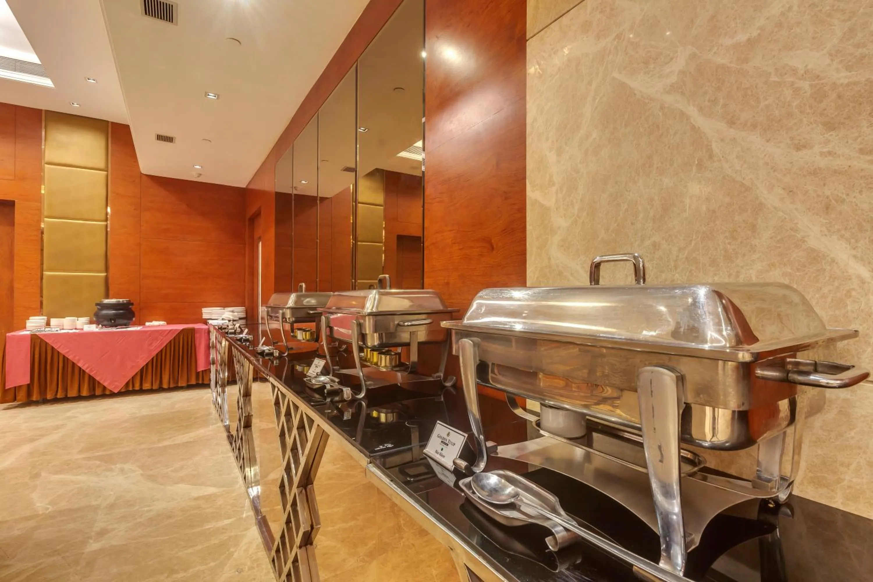 Food in Golden Tulip New Delhi - Hari Nagar