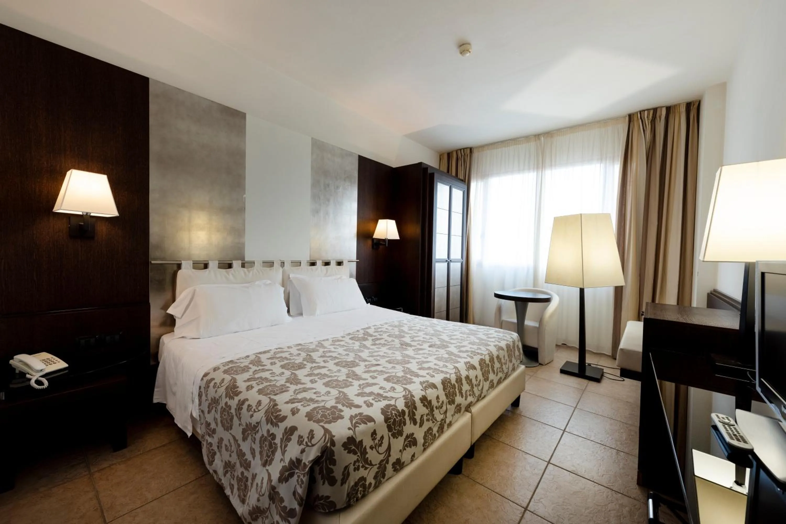 Bedroom, Bed in Grand Hotel Admiral Palace