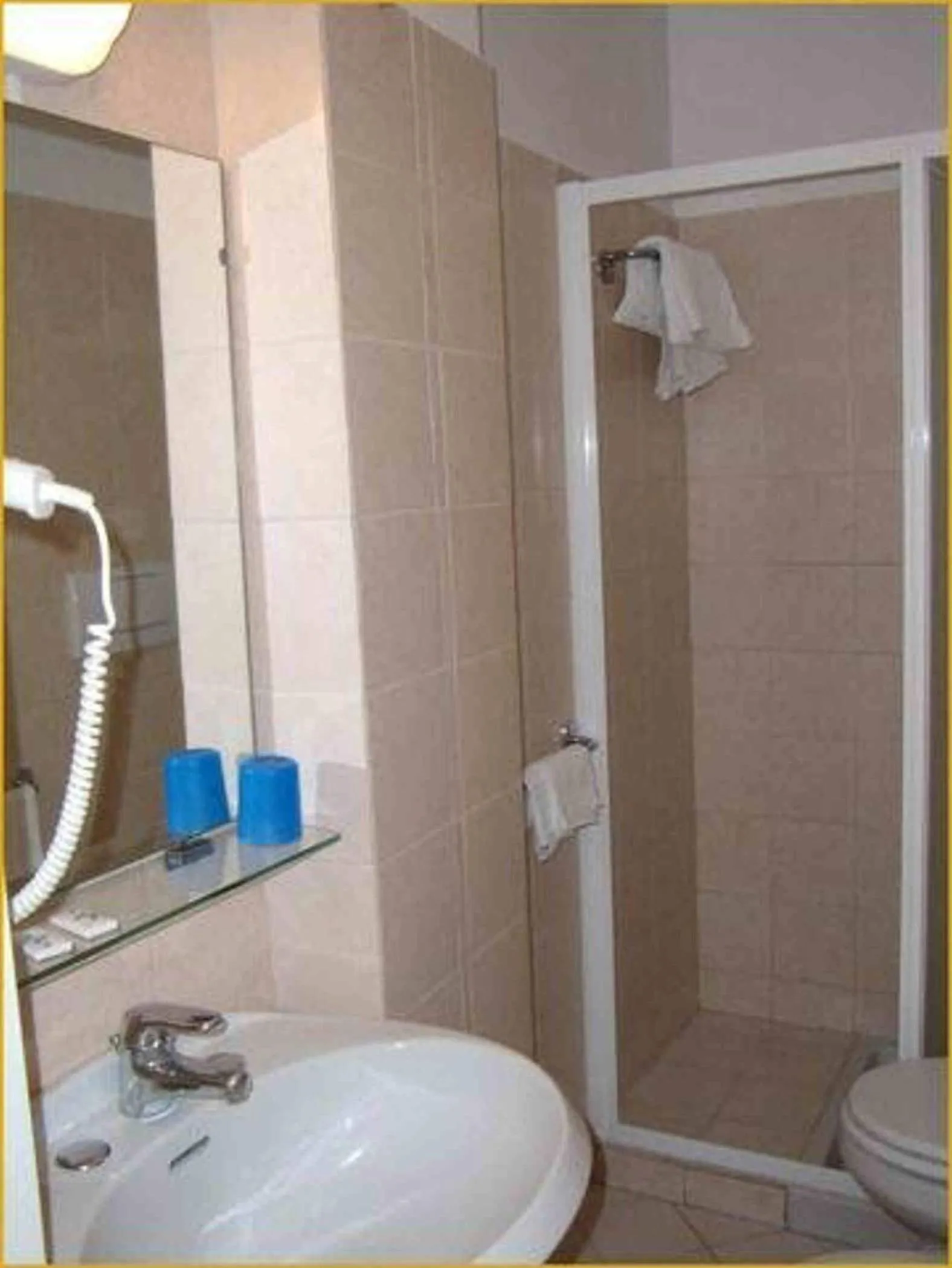 Shower in Verena Dependance Savoia & Campana