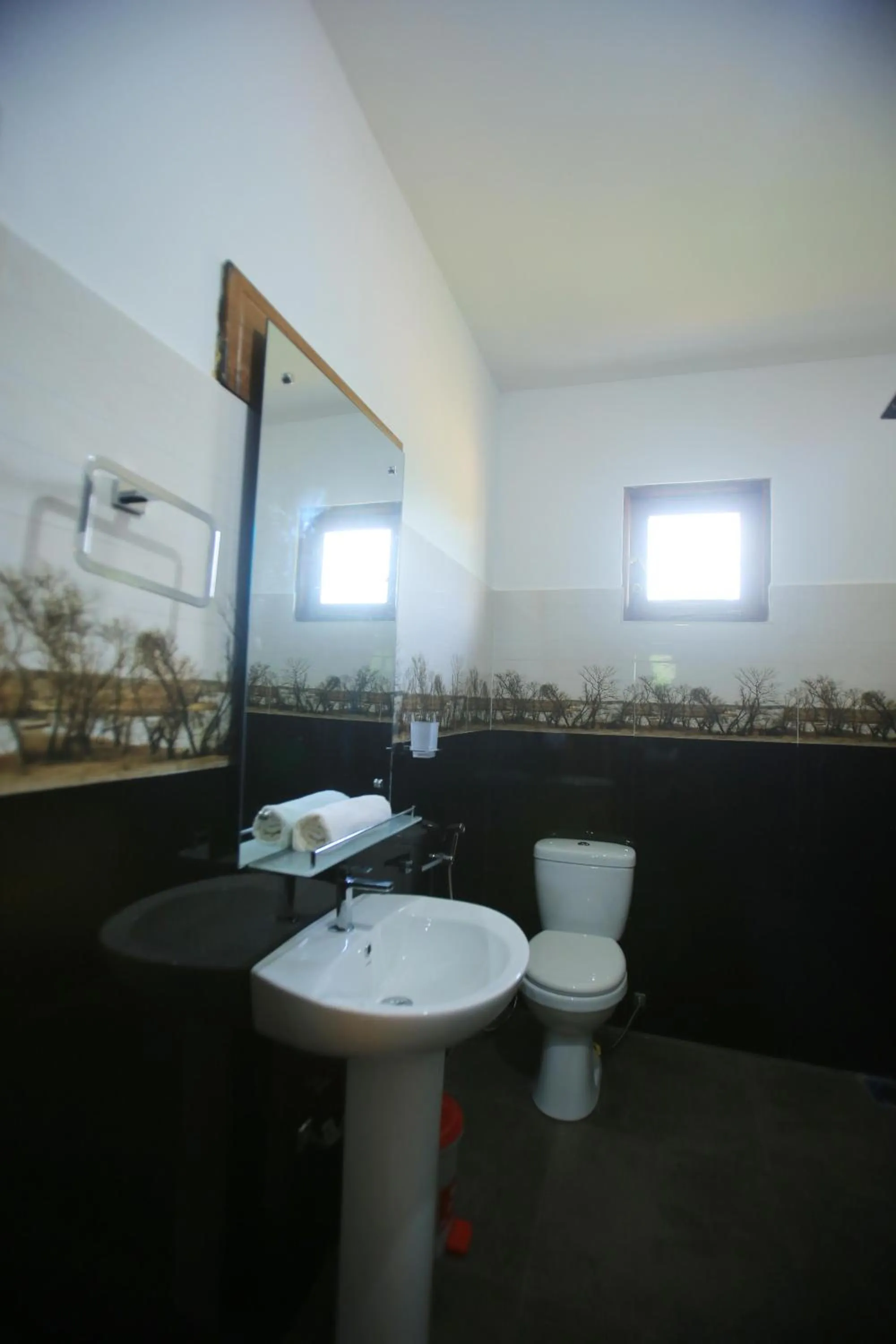 Bathroom in Jungle Hut Resort Sigiriya