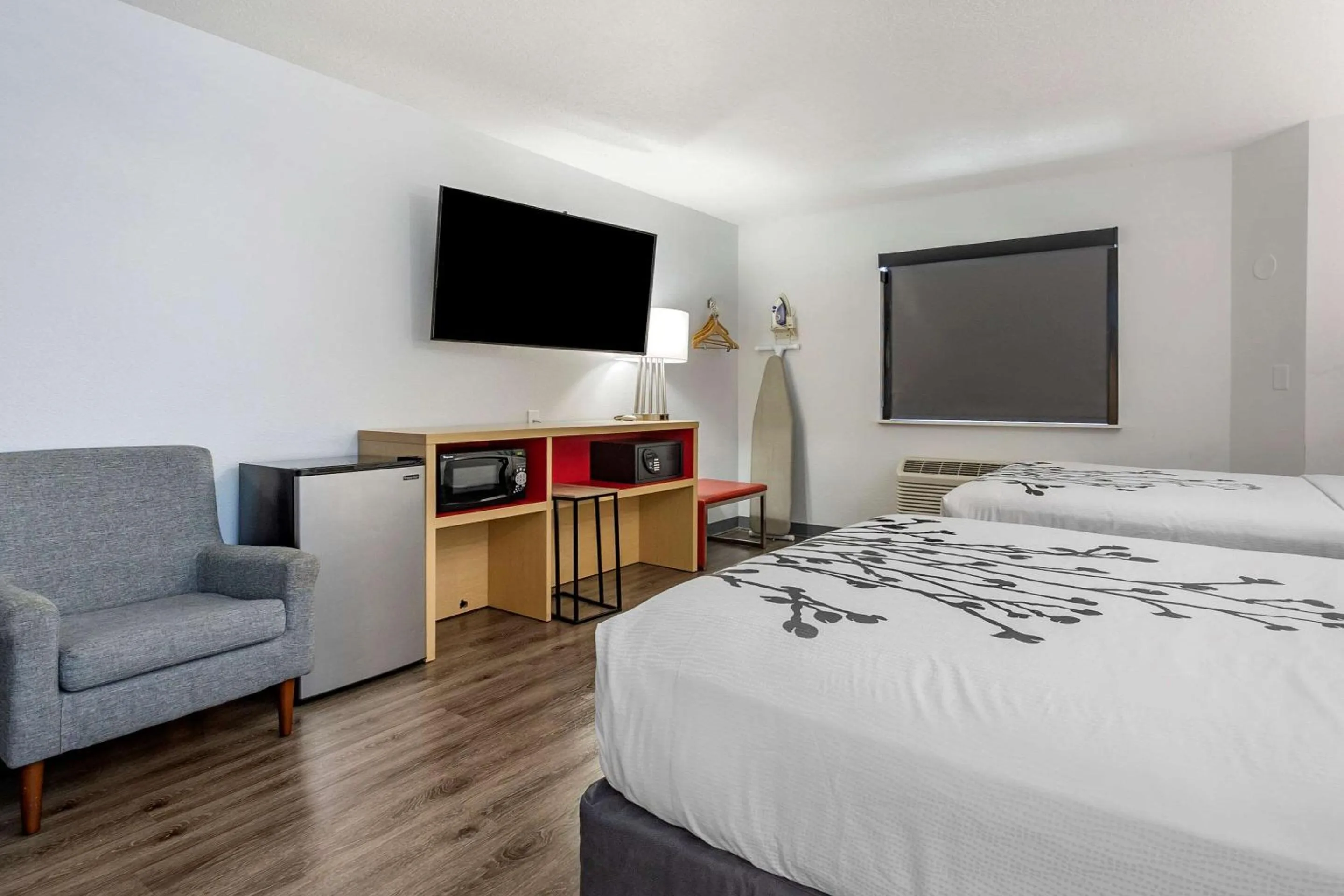 Bedroom, Bed in Sleep Inn & Suites Jerome - Twin Falls