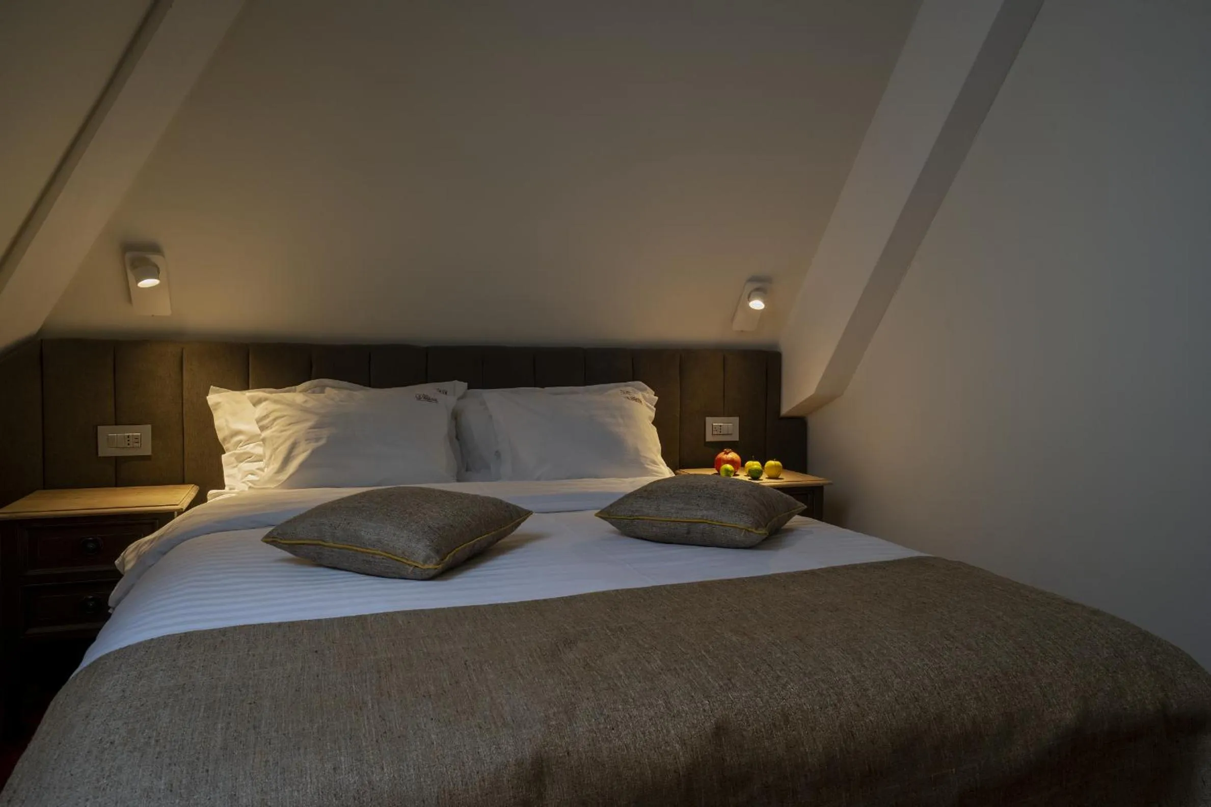 Bed in La Boheme Boutique Casa Soare