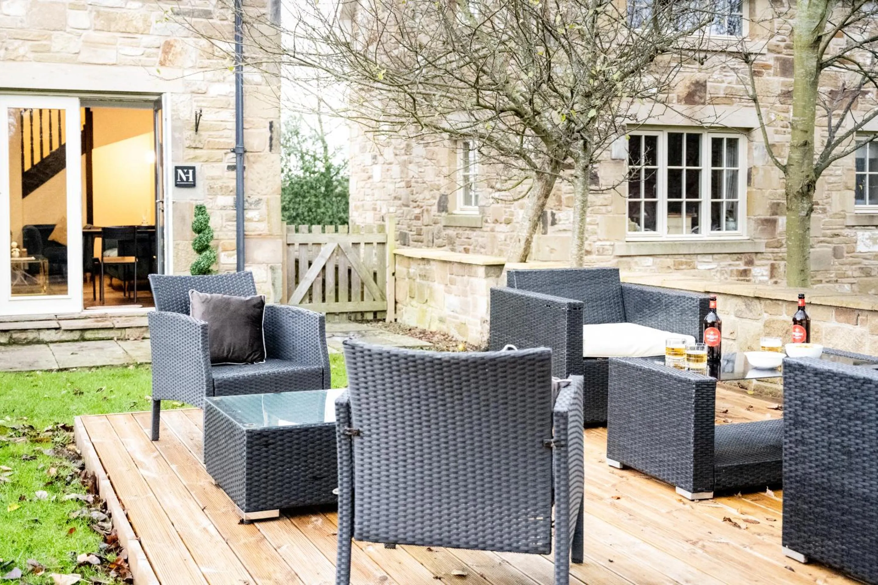 Patio in Northern Hideaways Apple Store