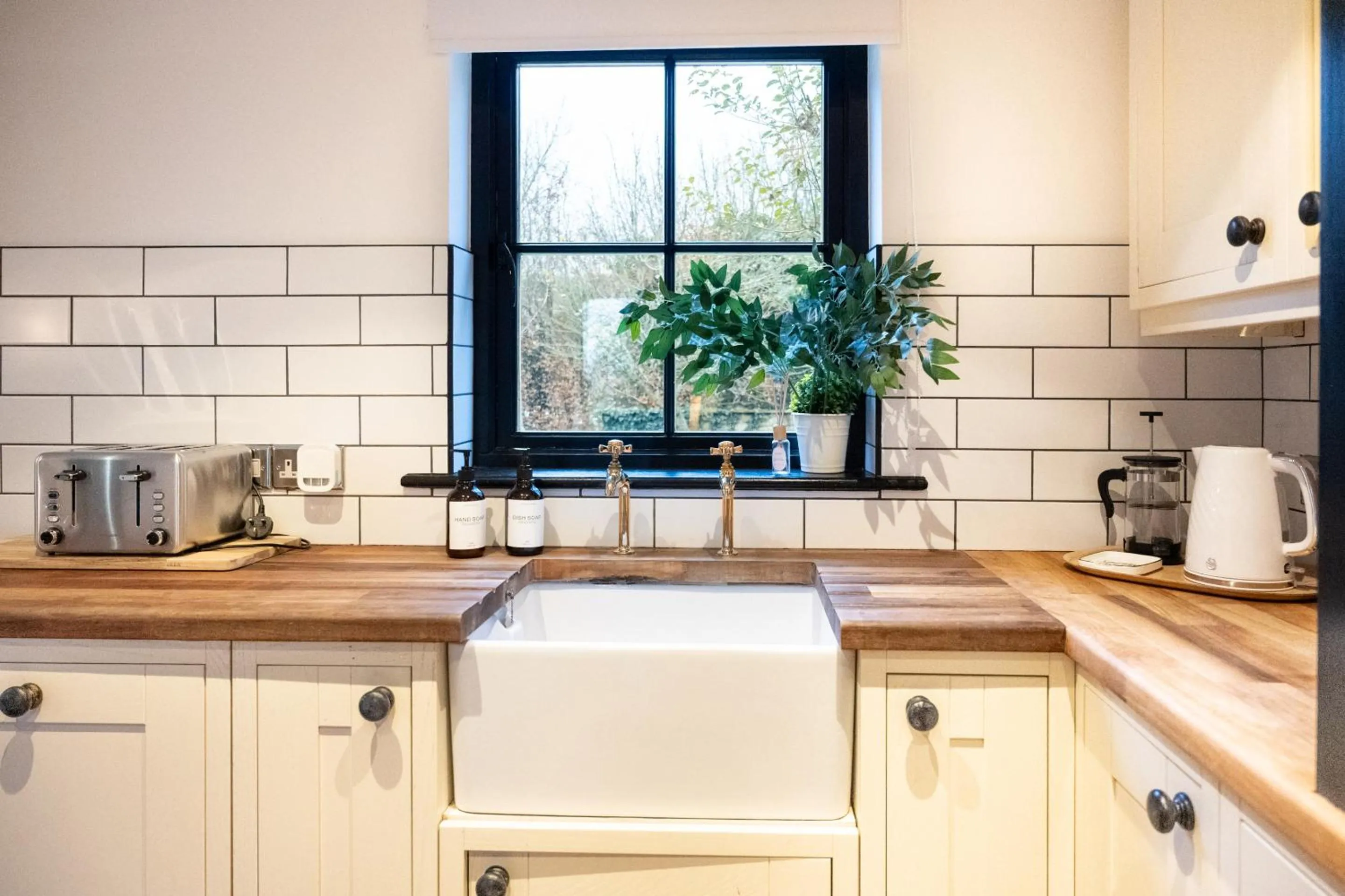 Kitchen or kitchenette in Northern Hideaways Apple Store